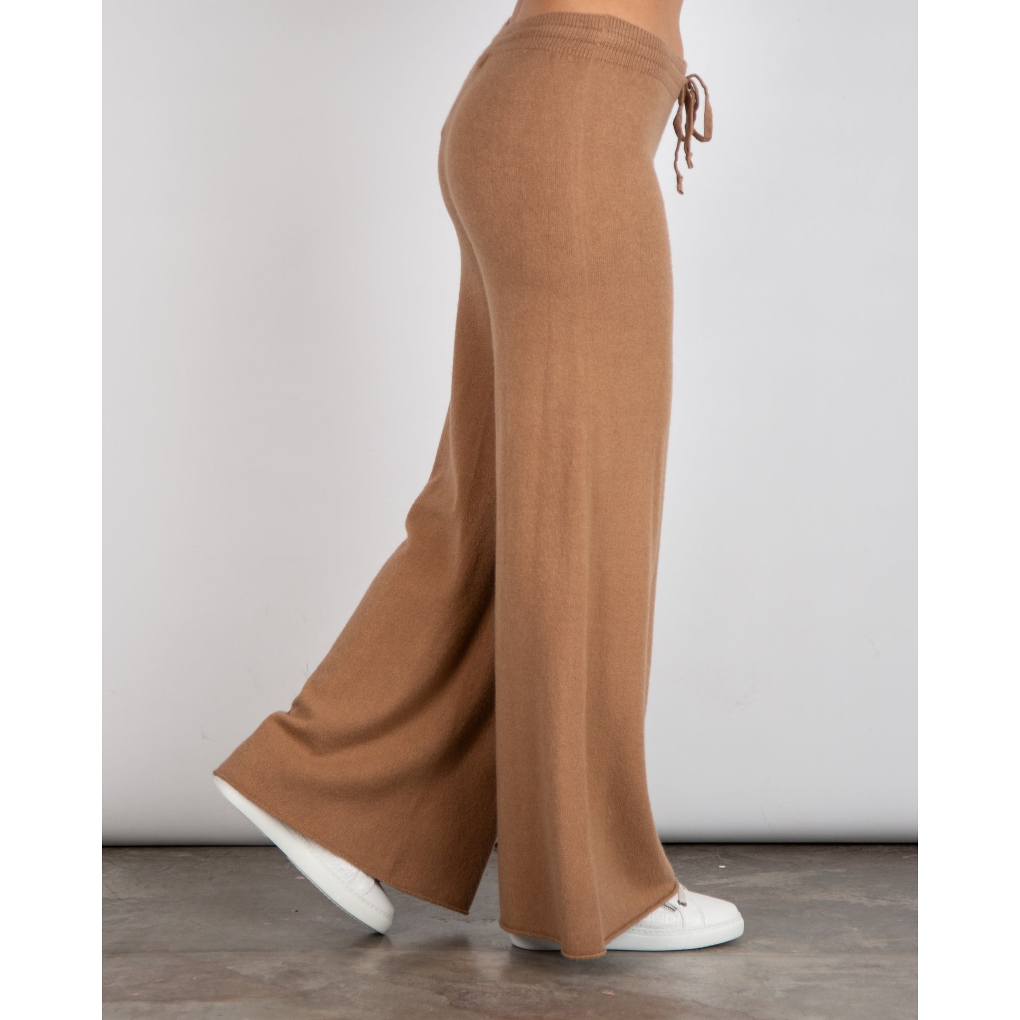 Amazing Woman Colette Wide Leg Knit Lounge Trouser With Tie Waist Caramel 085