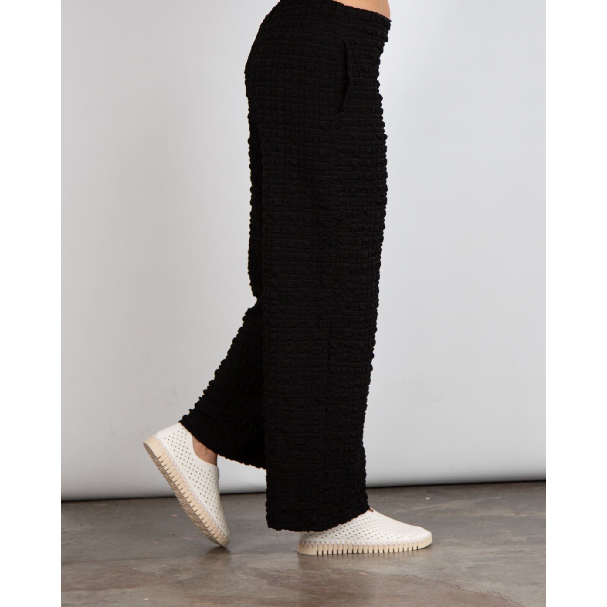 Joseph Ribkoff Waffle Cropped Trouser Black