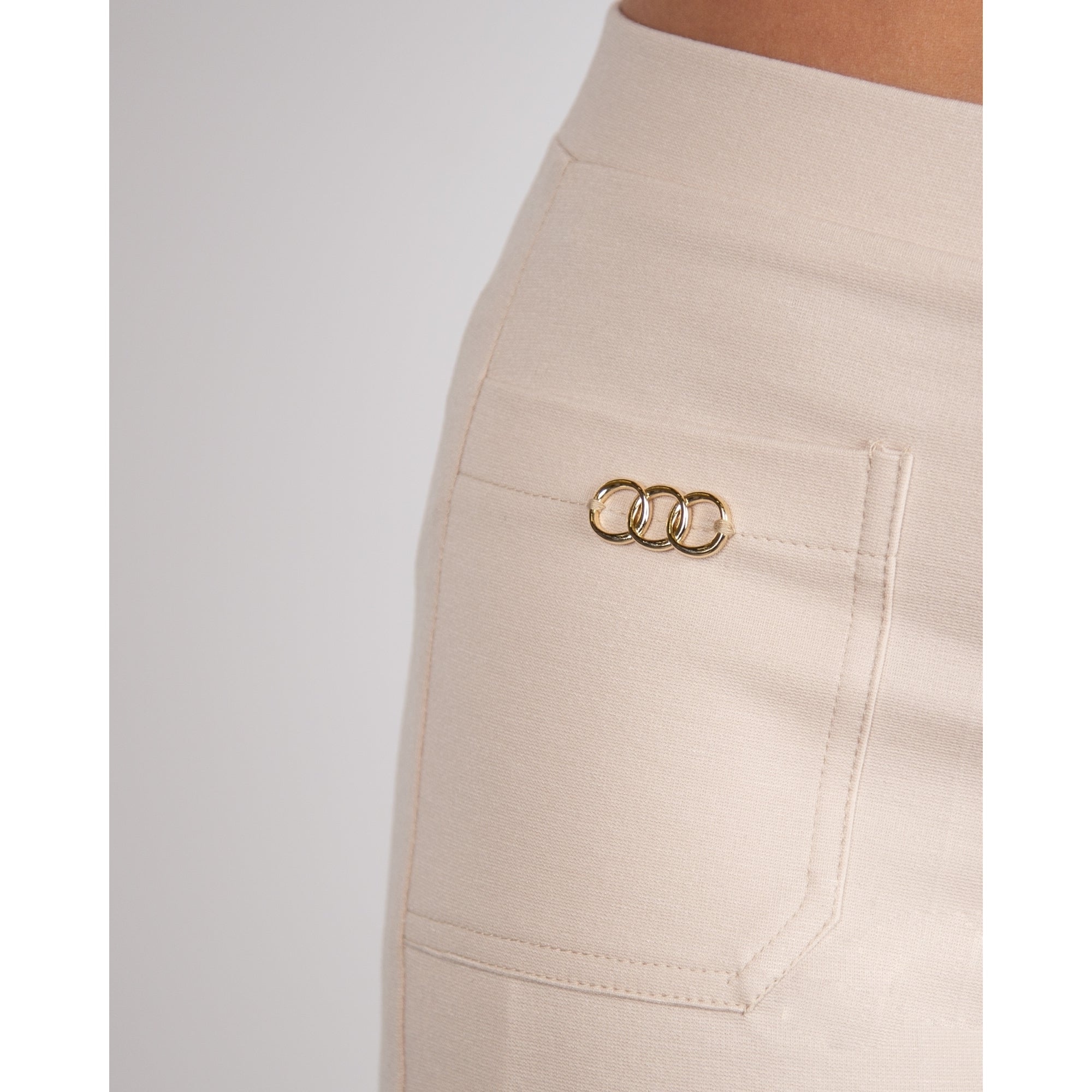Bariloche Ramiro Cropped Pull On Pocket Detail Stretch Trouser Beige