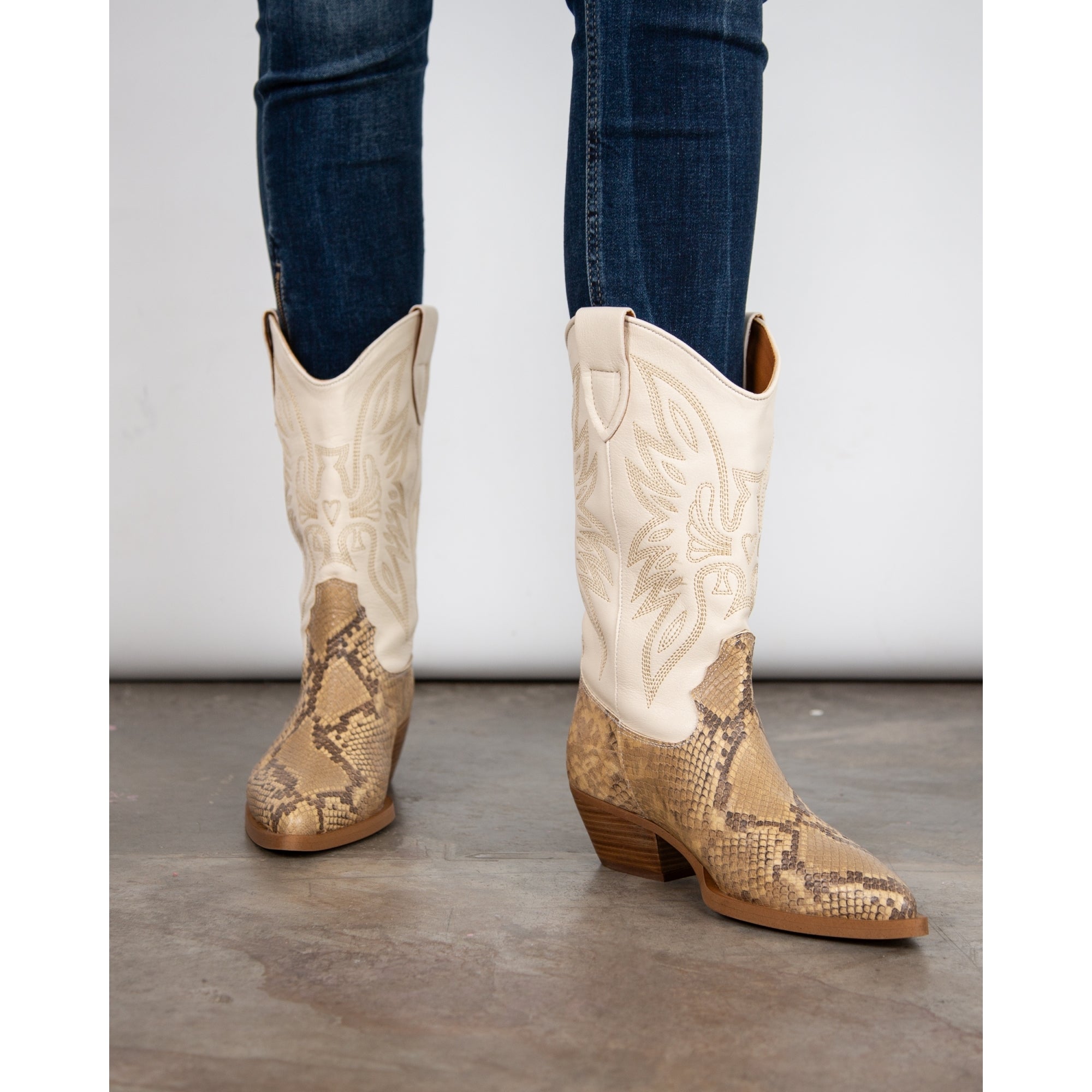 Alpe Mid Length Stitched Leather & Snake Cowboy Boots Cream/beige