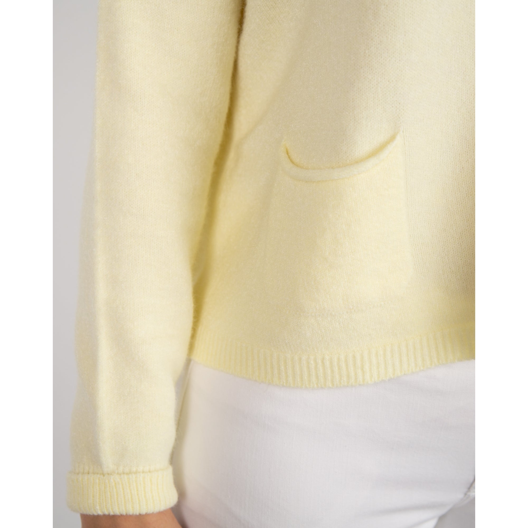 Amazing Woman Jodie Round Neck Pocket Front Soft Knit Jumper Pale Lemon 06