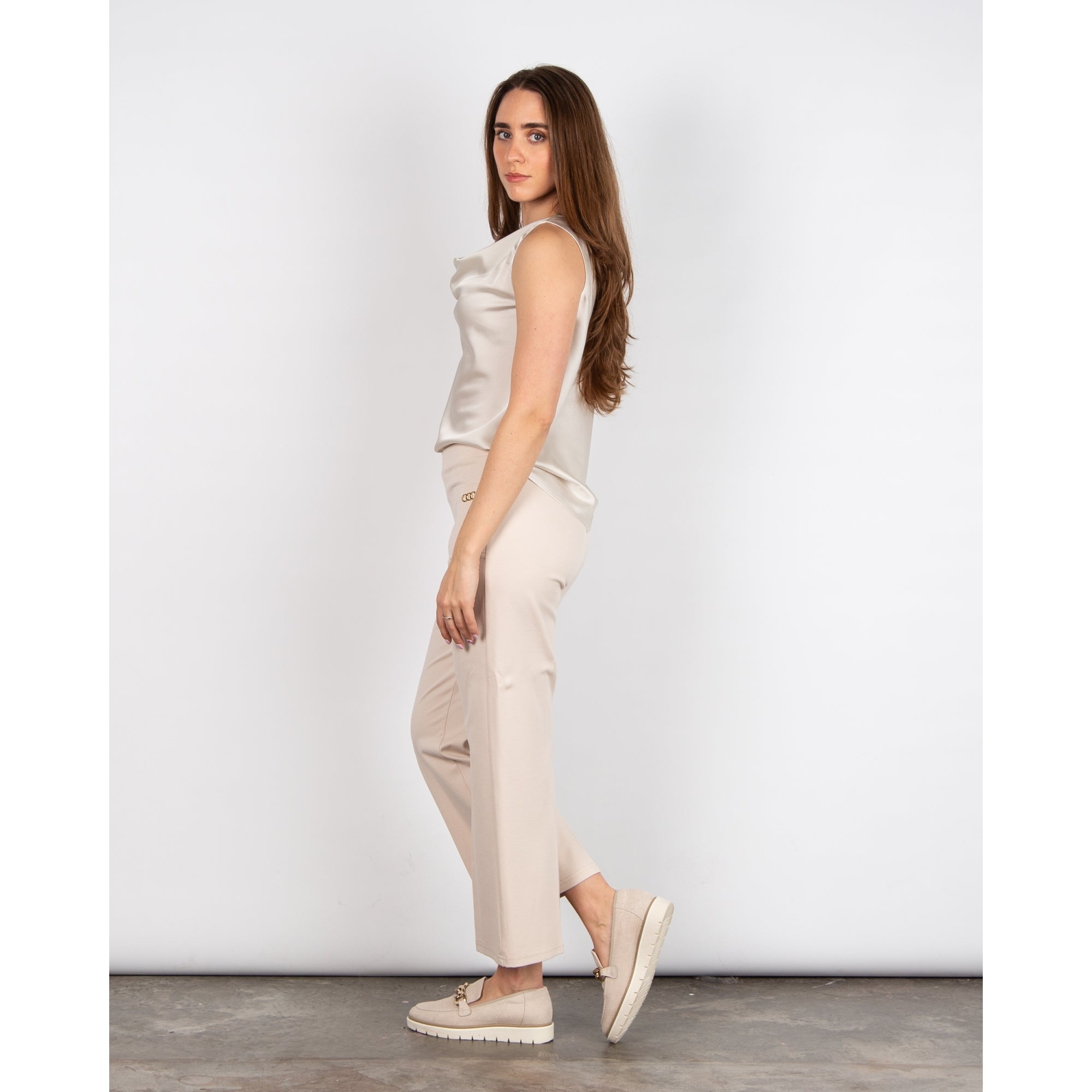 Bariloche Jerez Cowl Neck Sleeveless Satin Feel Top Oyster