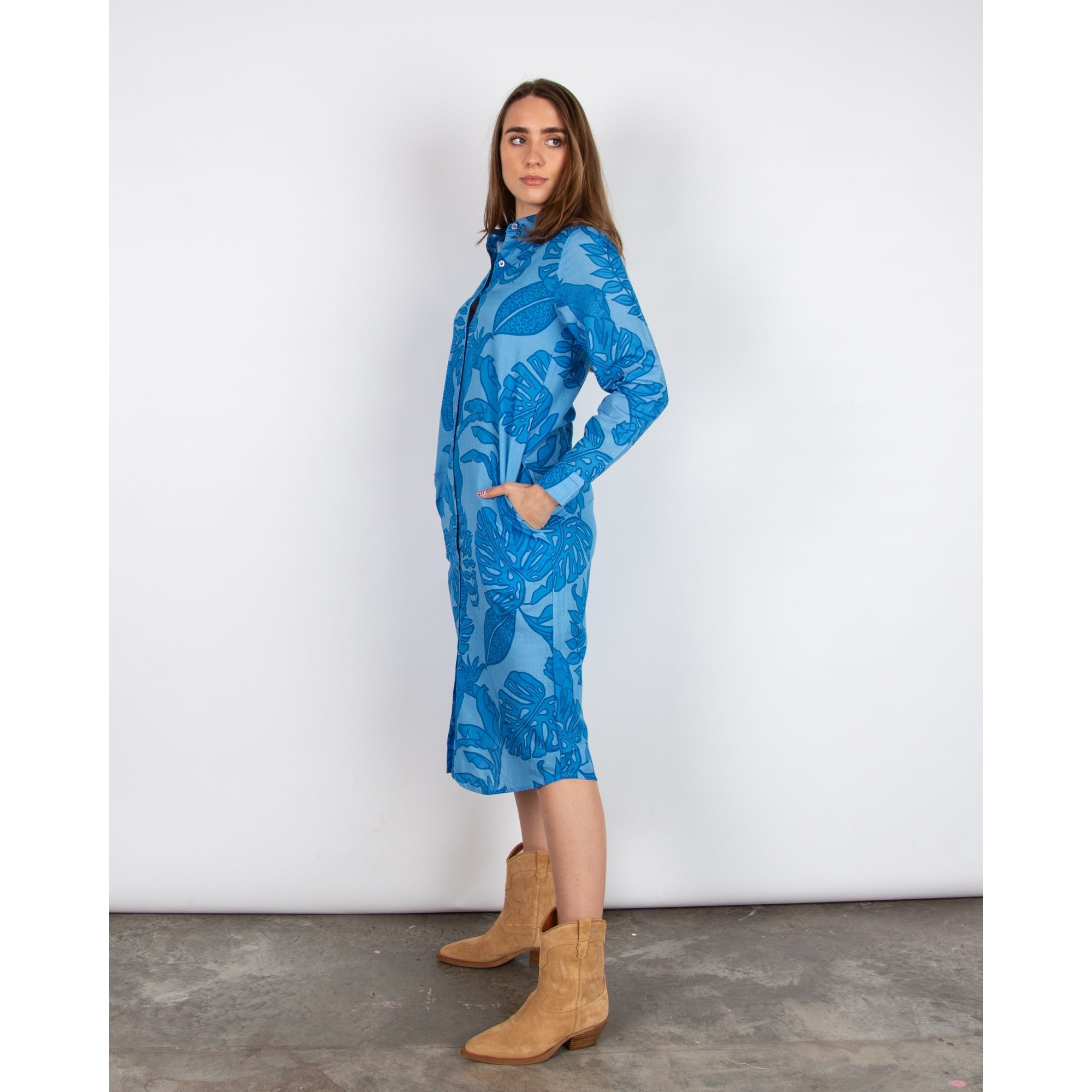 Las Surenas Leopard Leaf Print Cotton and Linen Shirt Dress Azure Blue