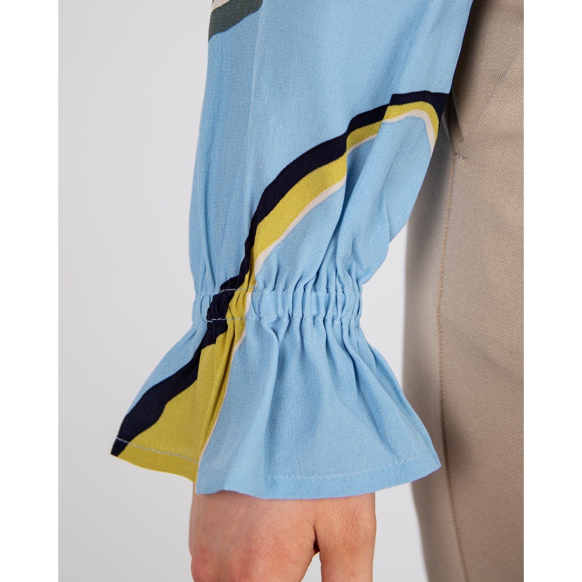 Masai Dahlia V Neck Pleat Front Marble Print Blouse Blue/sage