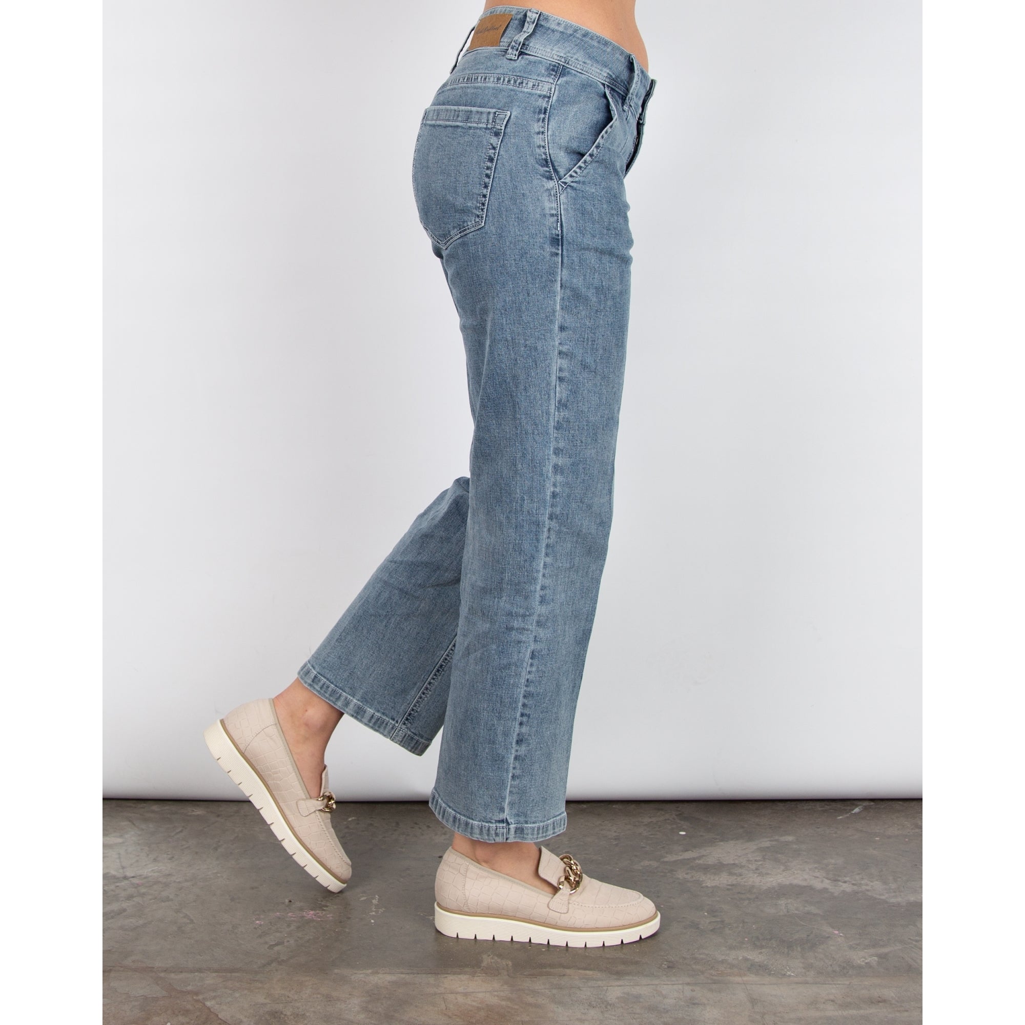 Red Button Cropped Wide Leg Denim Jean Bleach Denim