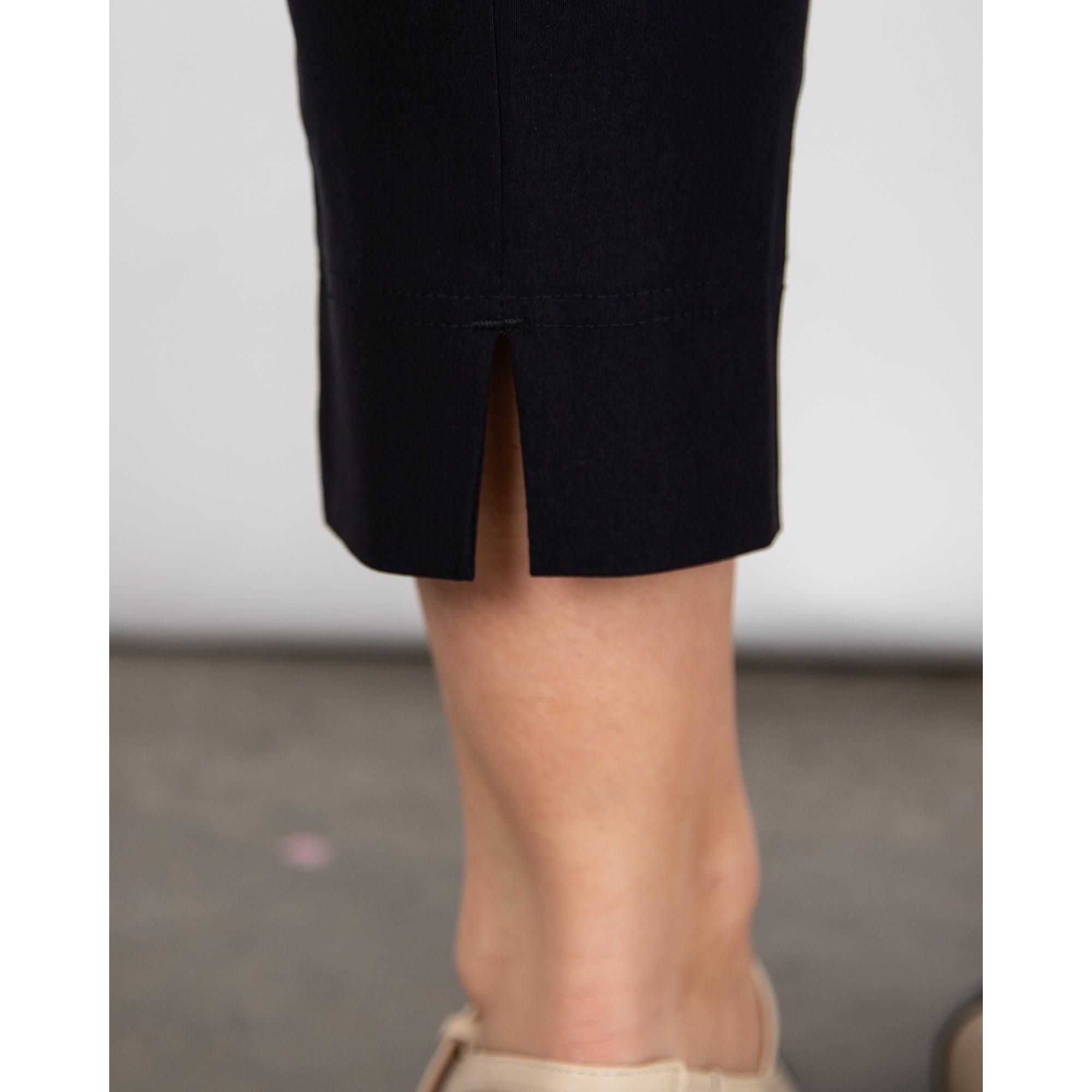 Robell Rose 09 68Cm Leg 7/8Th Pant Narrow Fit Navy