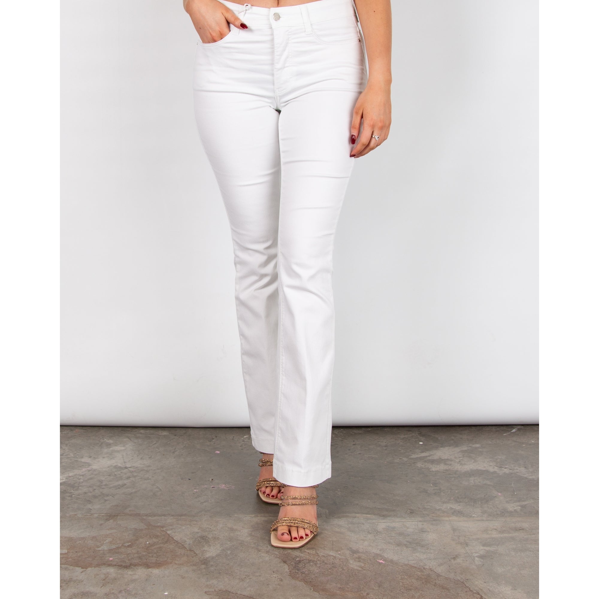 Mac Stretch Denim Fit And Flare Bootcut Jean White Denim D010 30L