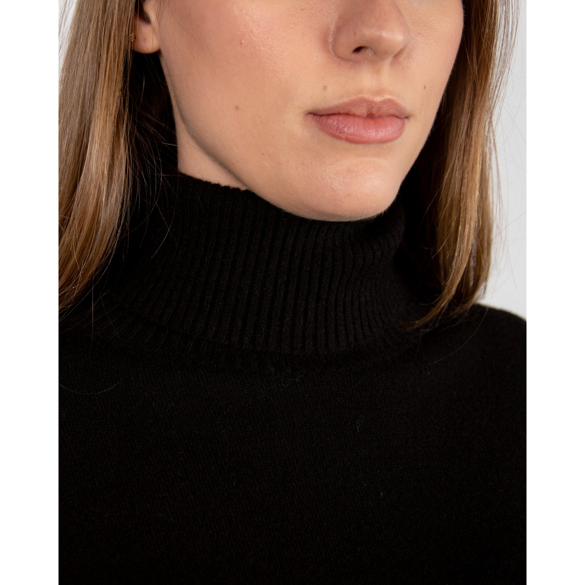 Amazing Woman Zena Polo Neck Oversized Loose Fit Jumper Black 010