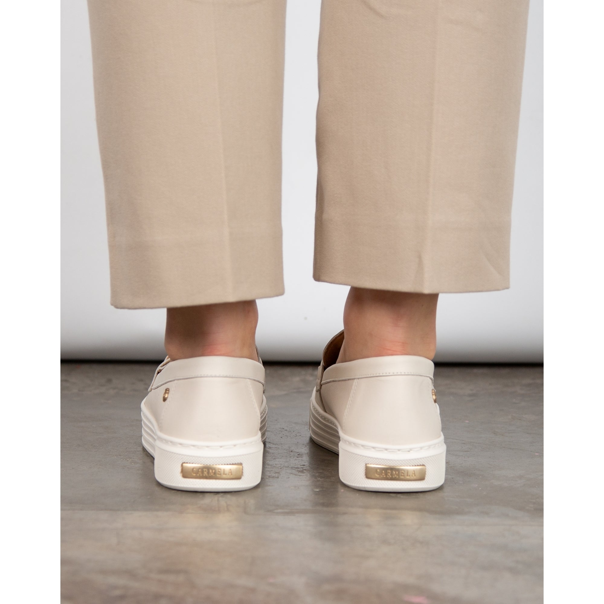 Carmela Flatform Loafers With Horse Bit Buckle Off White