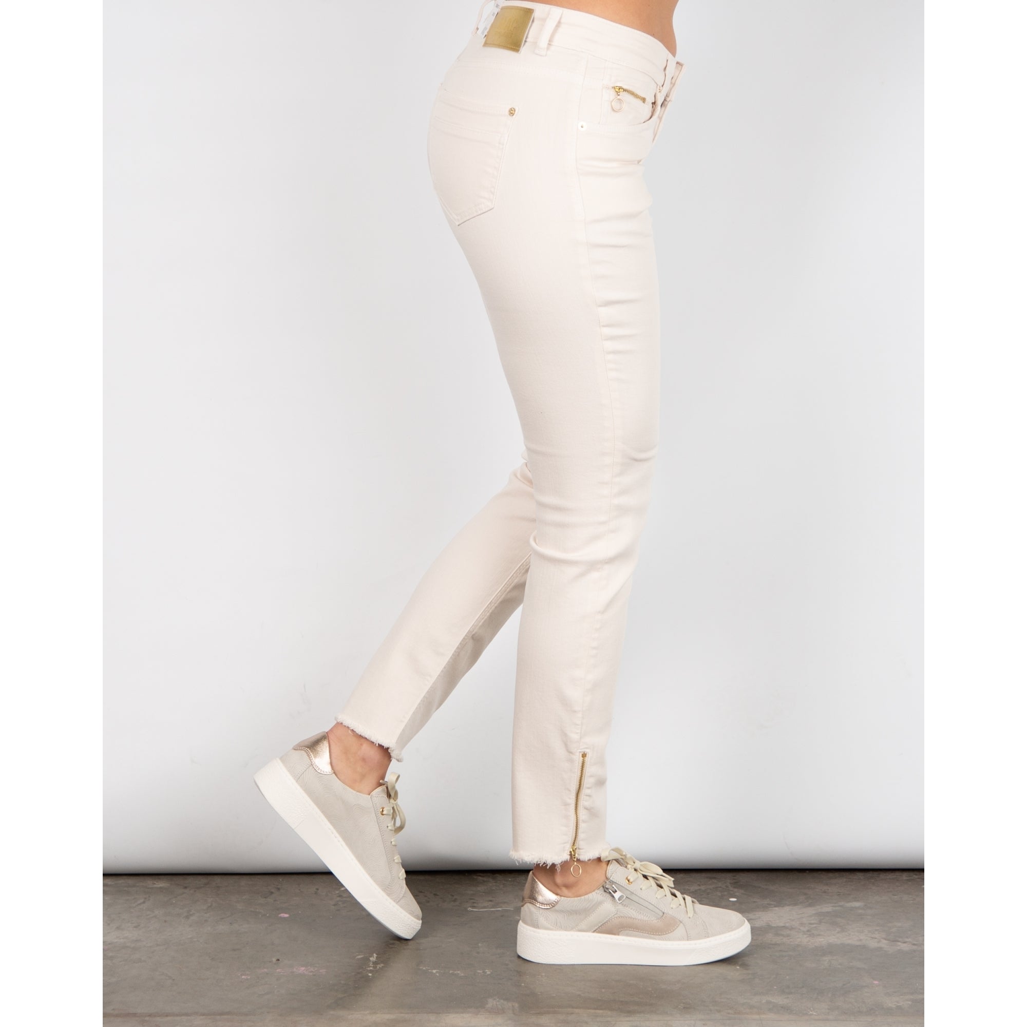 Mac Slim Fit Denim Jean With Raw Hem & Zip Cream 014r 28L