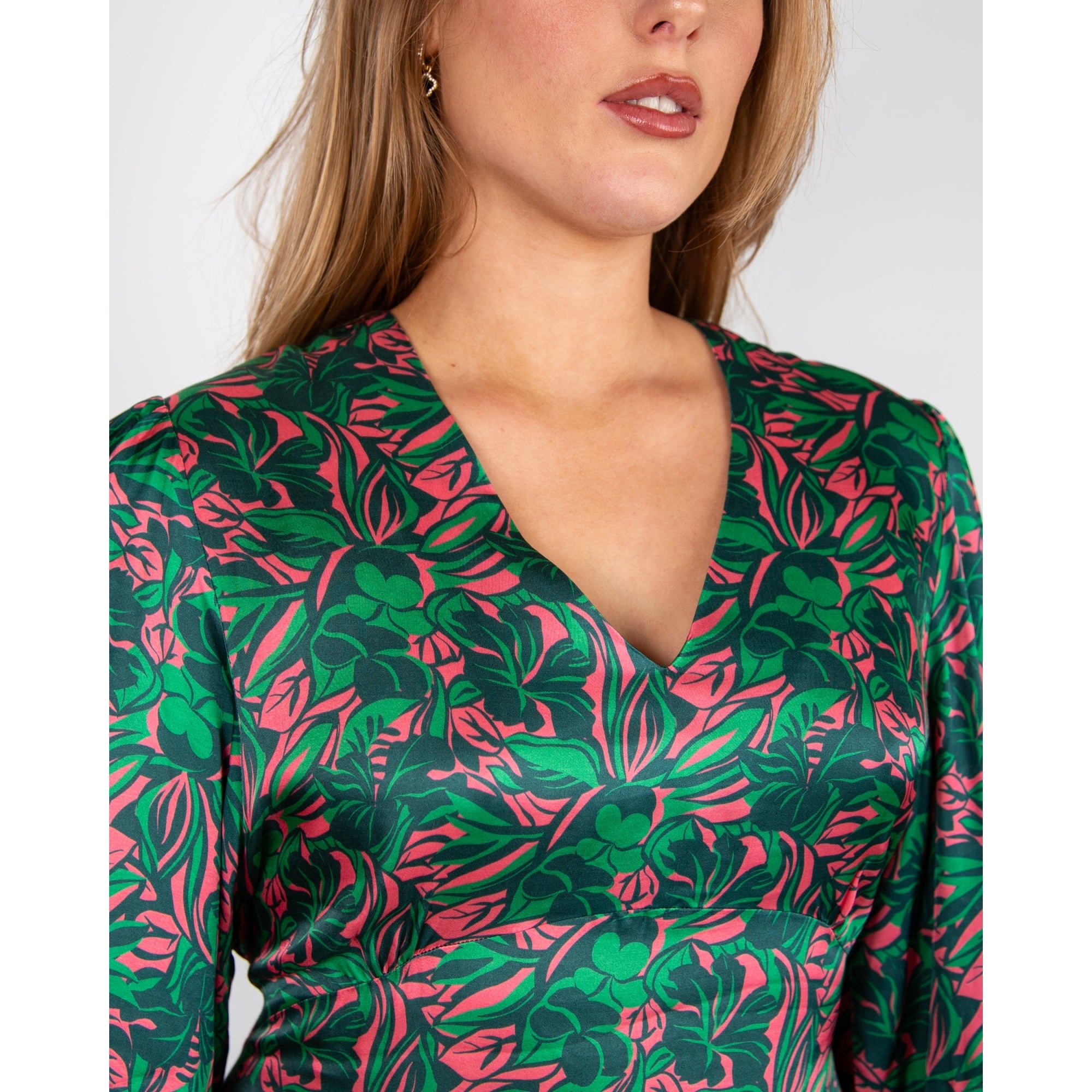 Primrose Park Maggie V Neck Tie Back Contrast Leaf Print Dress Green/pink