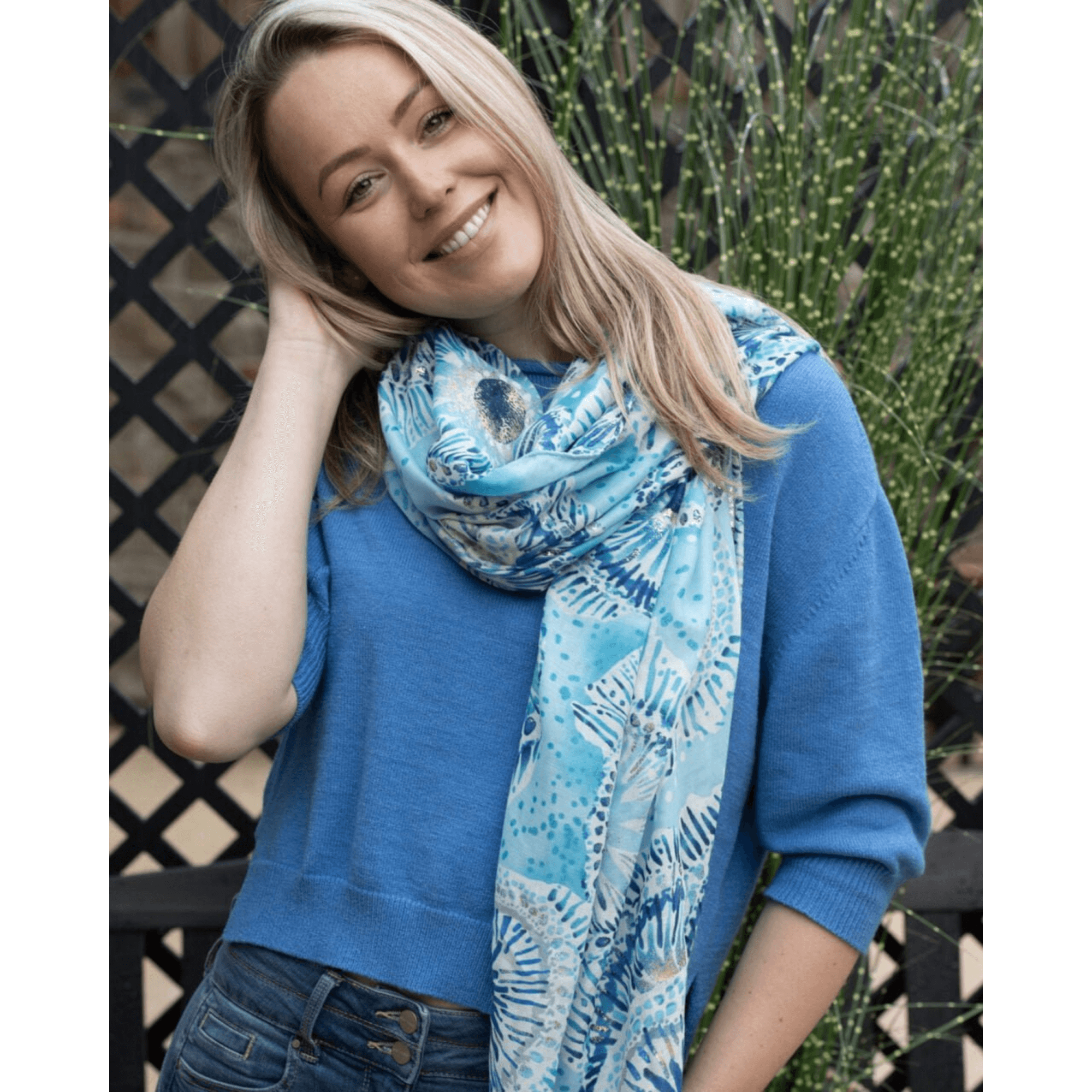 Zelly Mandala Print Fine Knit Scarf Blue/ecru