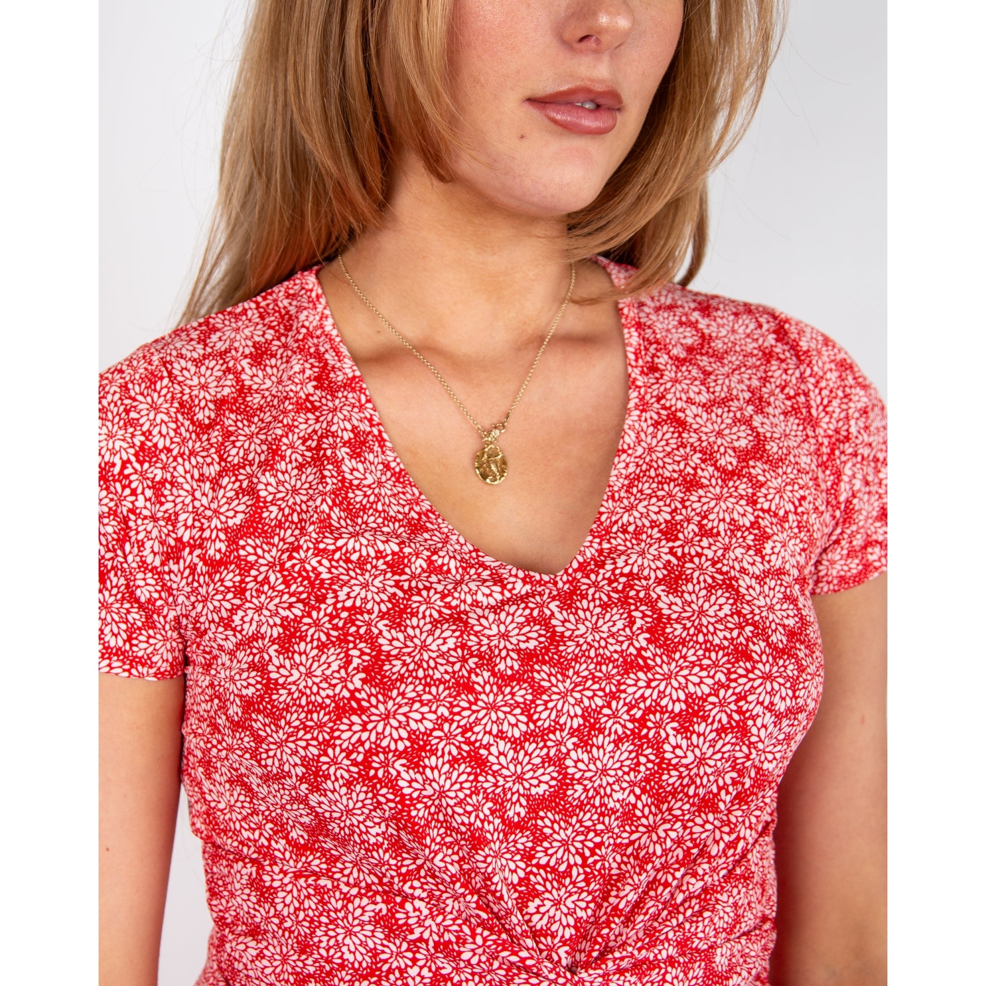 Marble Fashions Floral Jersey Short Dress With Knot Front Red/White 109