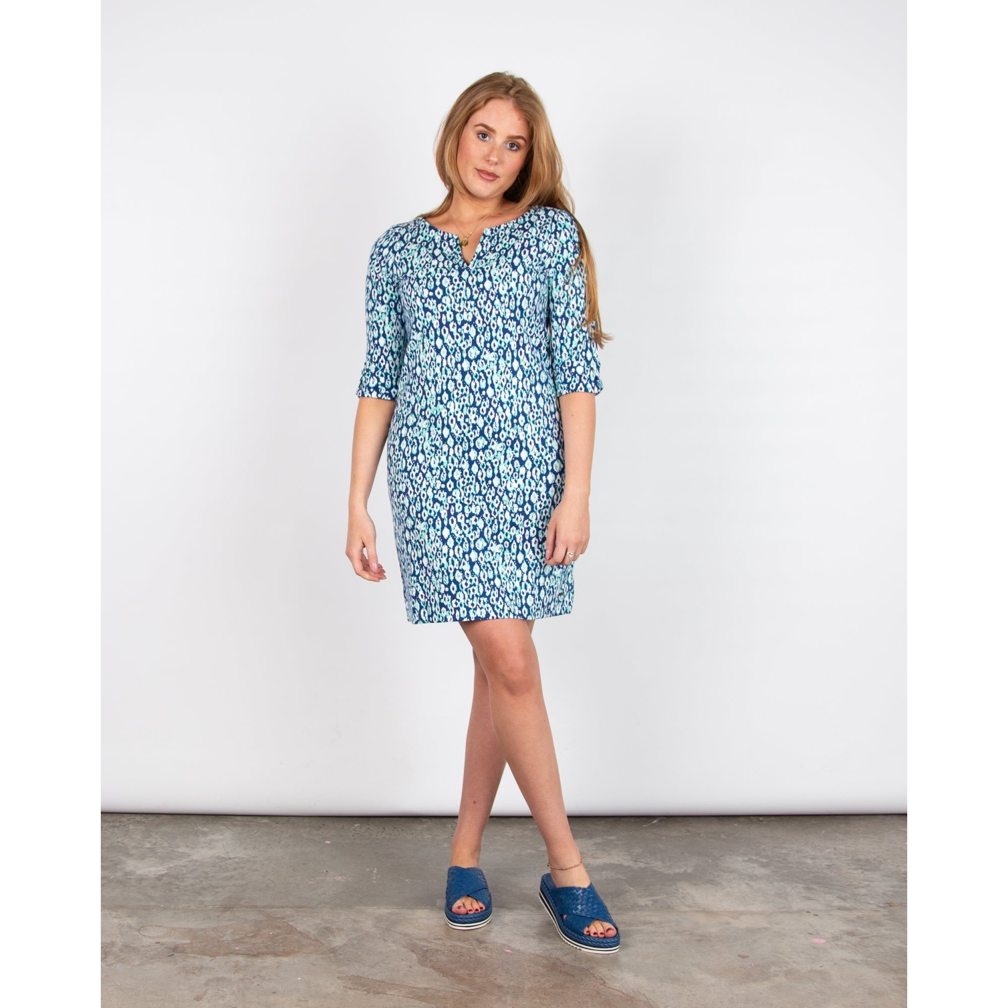 Hatley Lucy Ikat Print 3/4 Sleeve Split Neck Fitted Dress Shibori Ikat