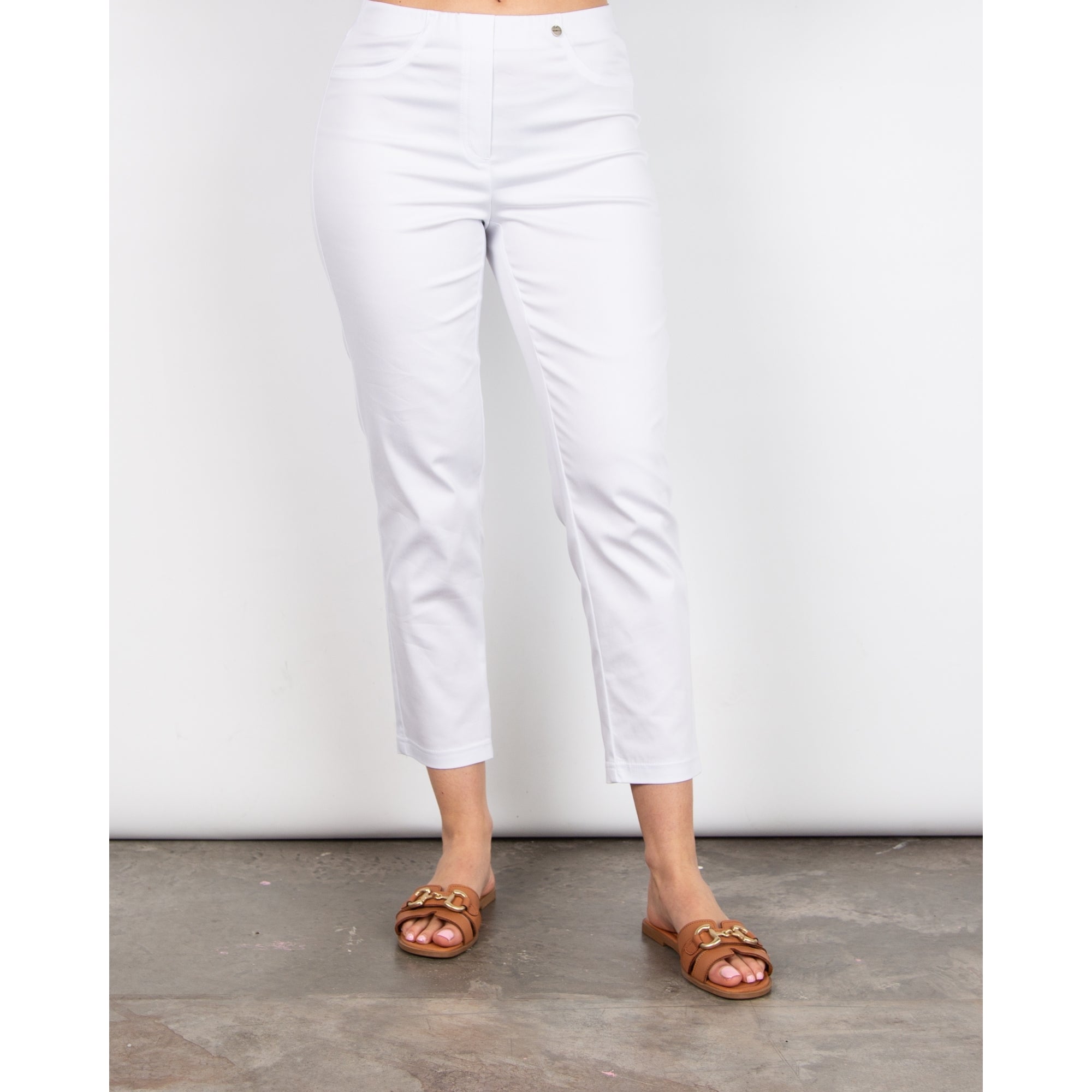 Robell Bella 09 Pull On Cotton Stretch Trouser With Back Pockets White 10