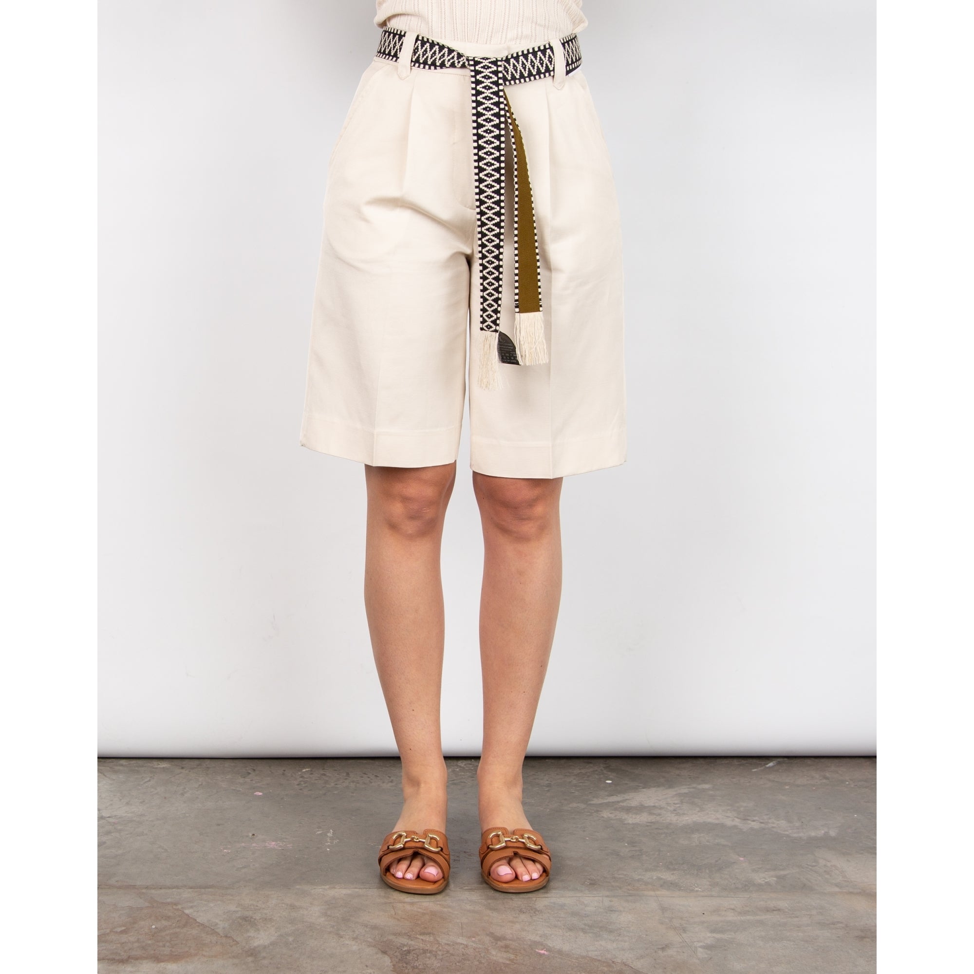 Atelier Reve Irlinvi Smart Glazed Cotton Long Shorts Ecru