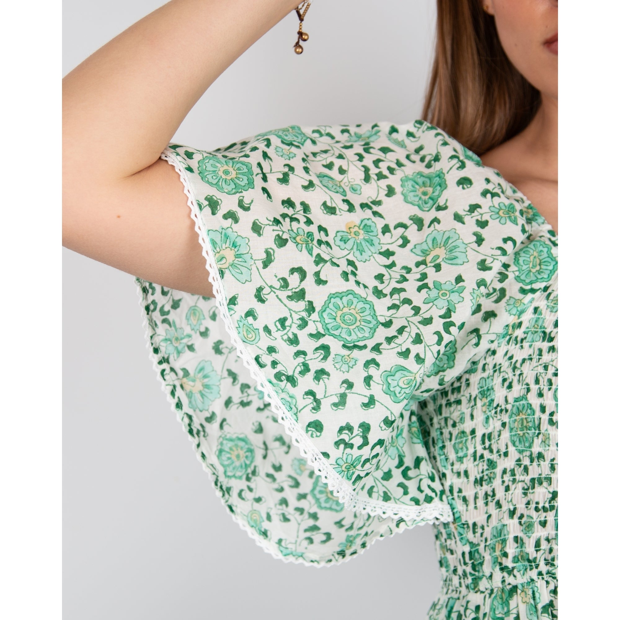 Pink Lemons Mona Lisa Floral Print Smock Chest Bell Sleeve Tiered Dress Green/white