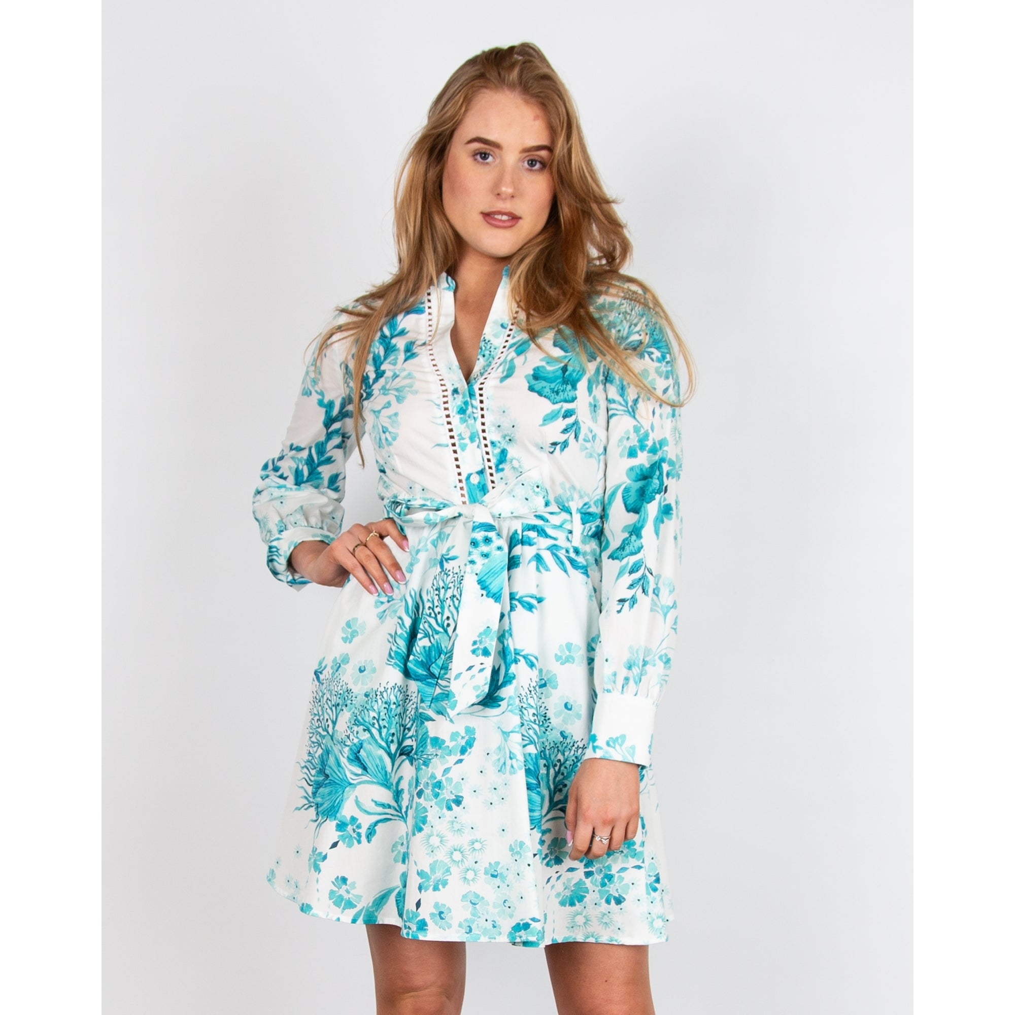vintage jean dress Mary, Classic Shirtdress, Vintage Blue Denim – ReLoved by Frank & Eileen