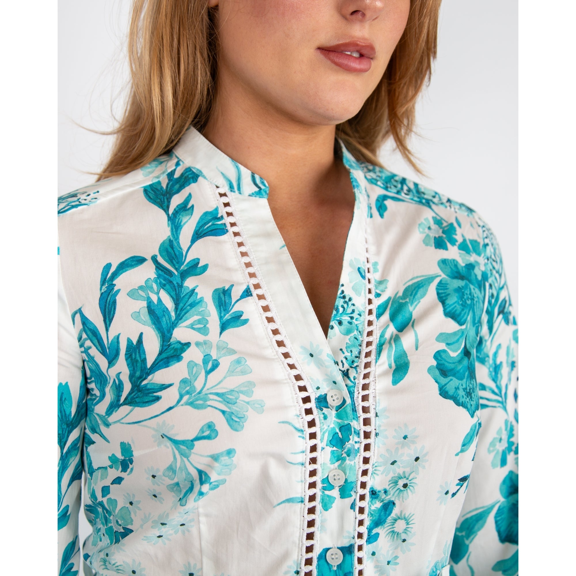 Riani Collarless Reef Print Cutwork Belted Cotton Dress White/turquoise