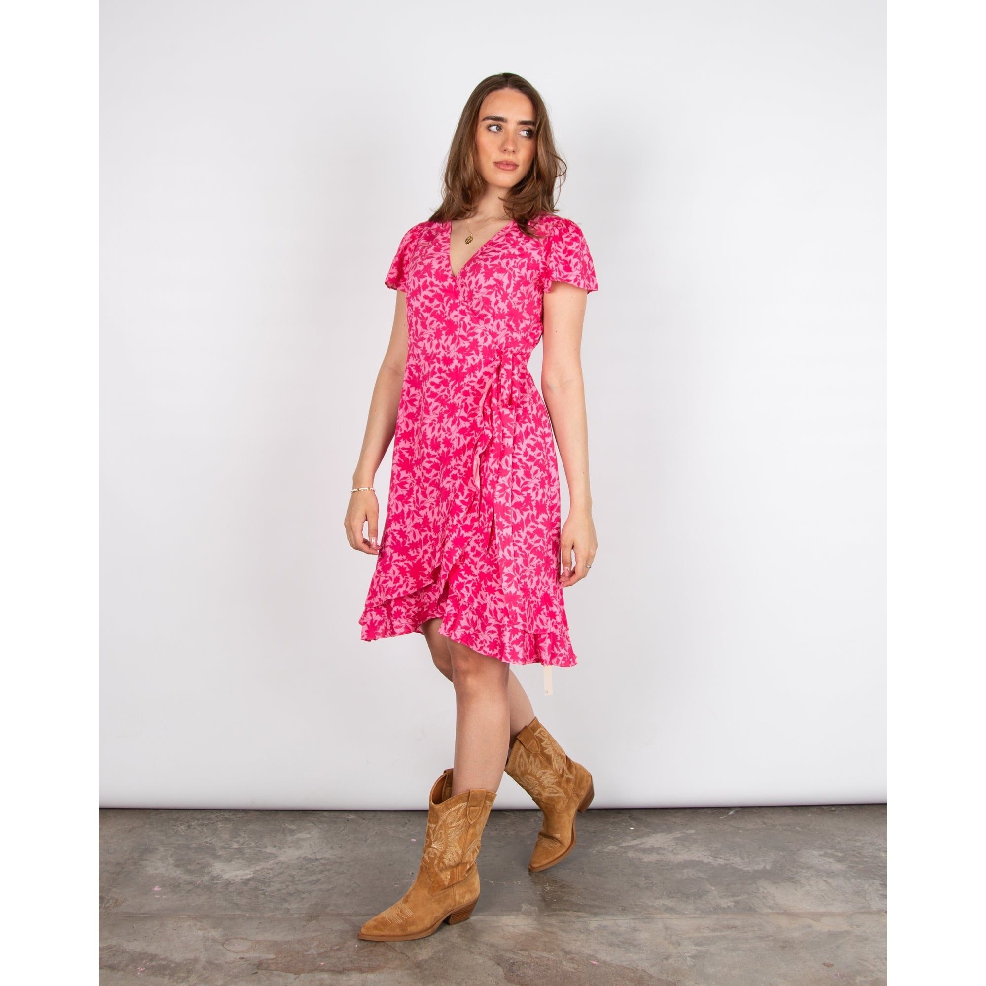 Aspiga Chelsea Leaf Print Frill Edge Short Tie Wrap Dress Clematis Vines Pink