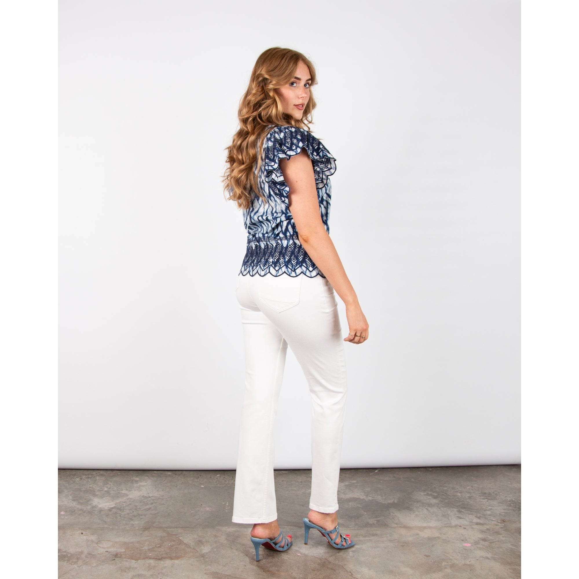 Atelier Reve Irnellio V Front & Back Embroidered Detail Blouse Blue