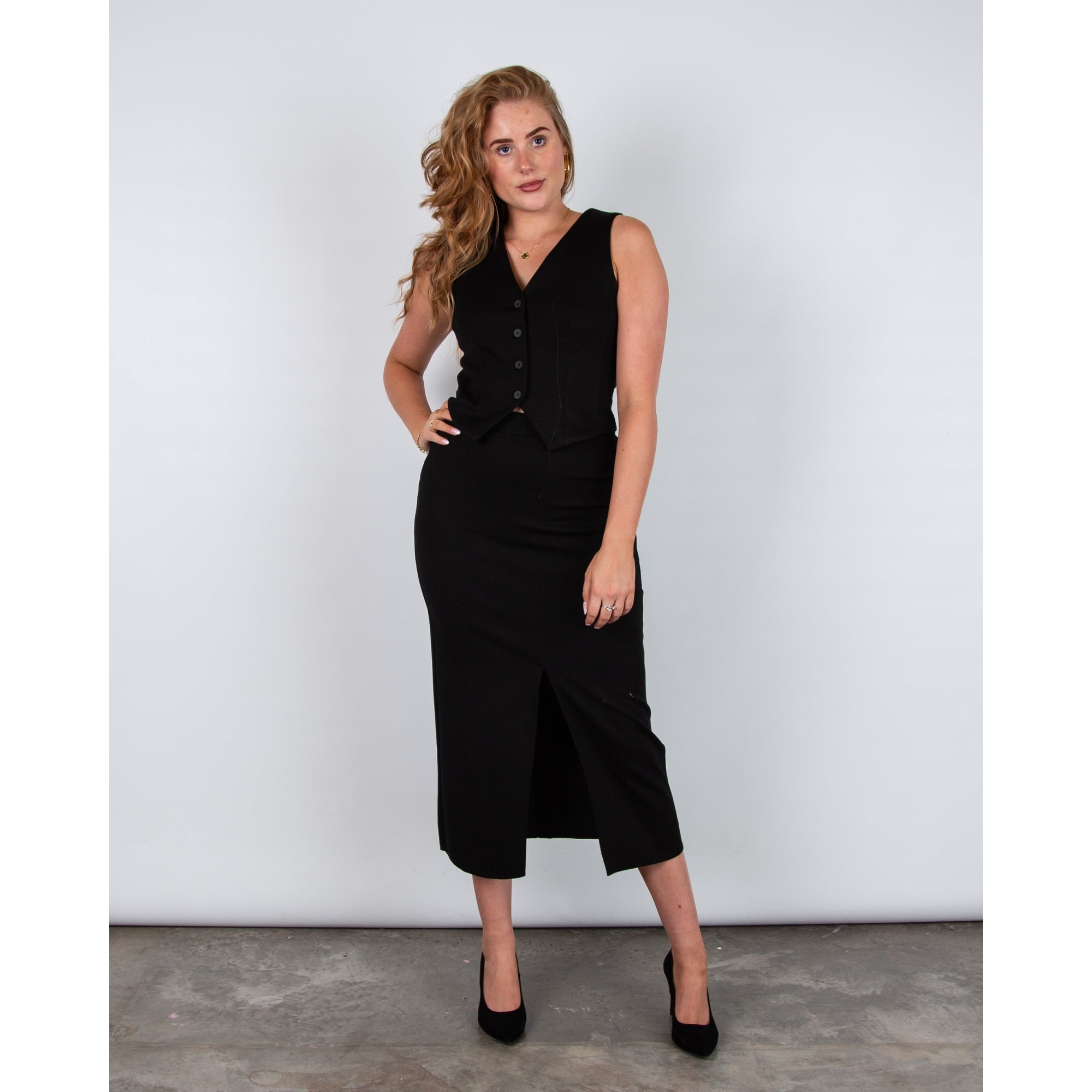 Riani Short Stretchy Tailored Waistcoat Black