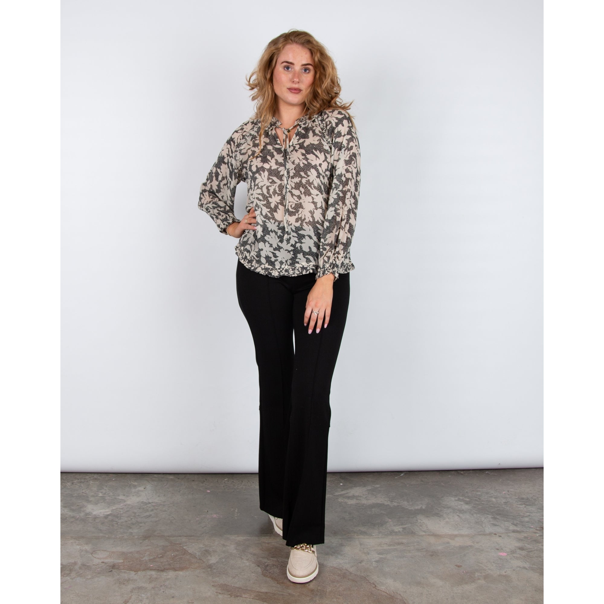 Part Two Joanna Stitch Leaf Print Tie Neck Ruffle Trim Blouse Black/ecru