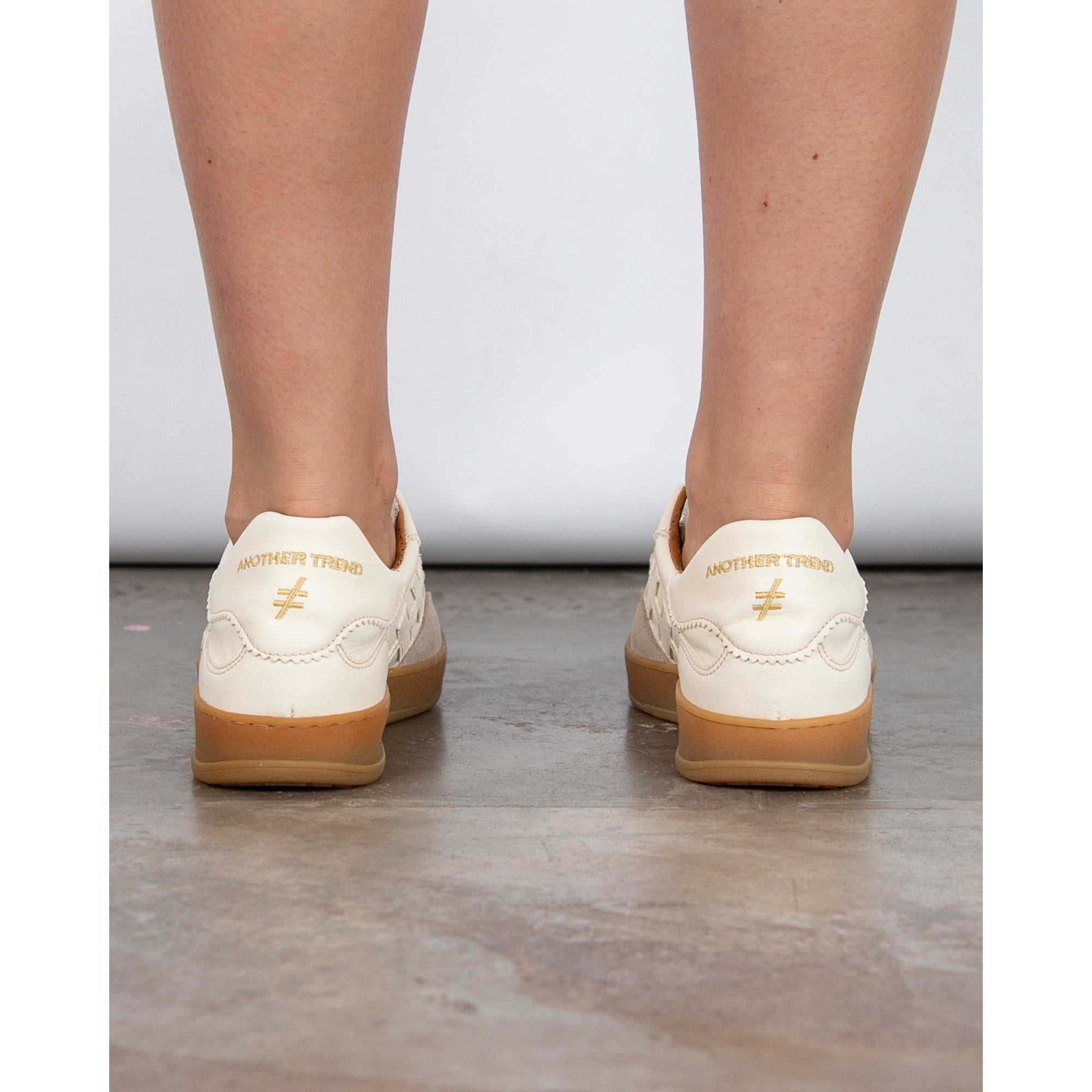 Another Trend Iconic II Flat Leather Sneakers With Suede Toe Cream/grey