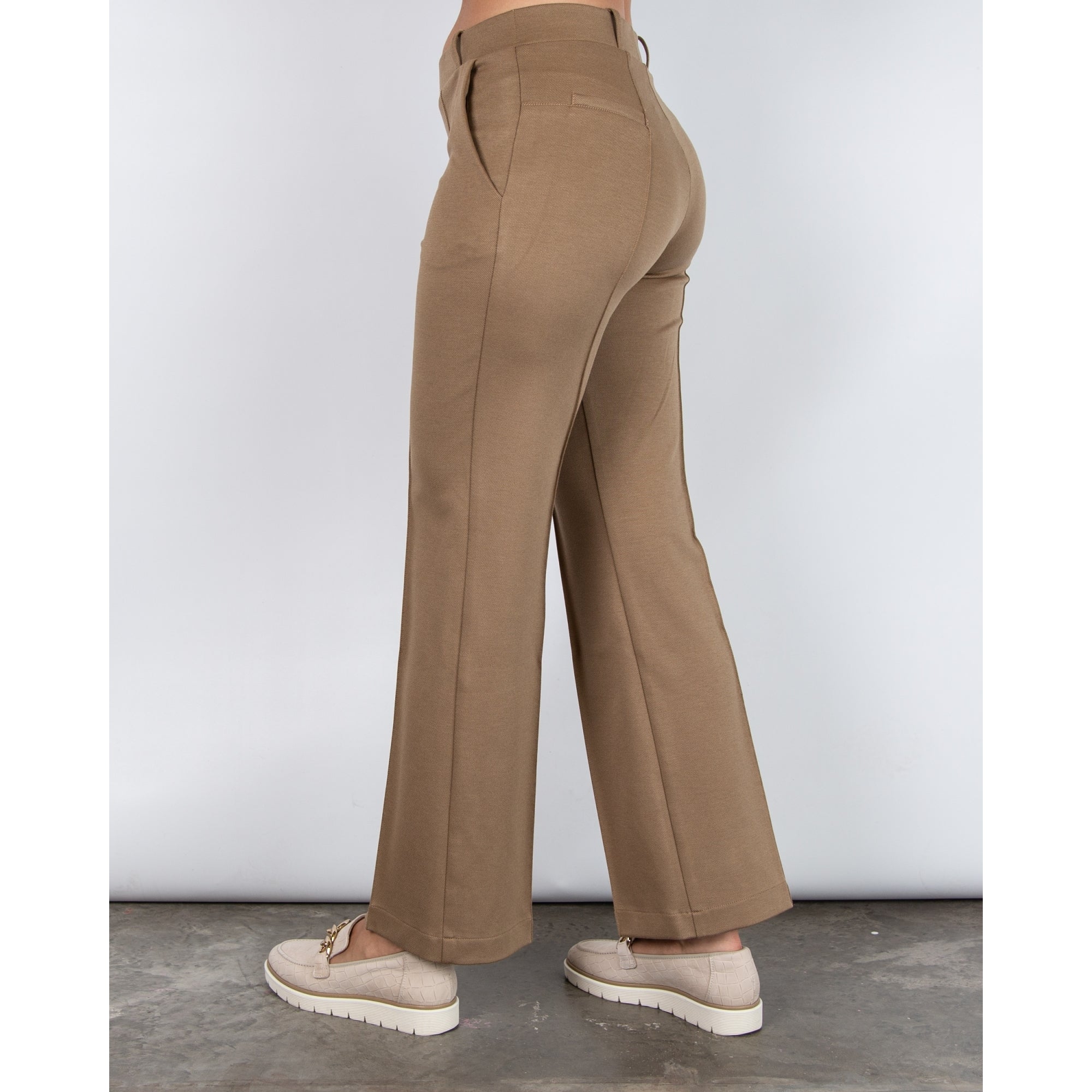 Vilagallo Carla Pull On Stretch Wide Leg Trousers With Seam Tobacco