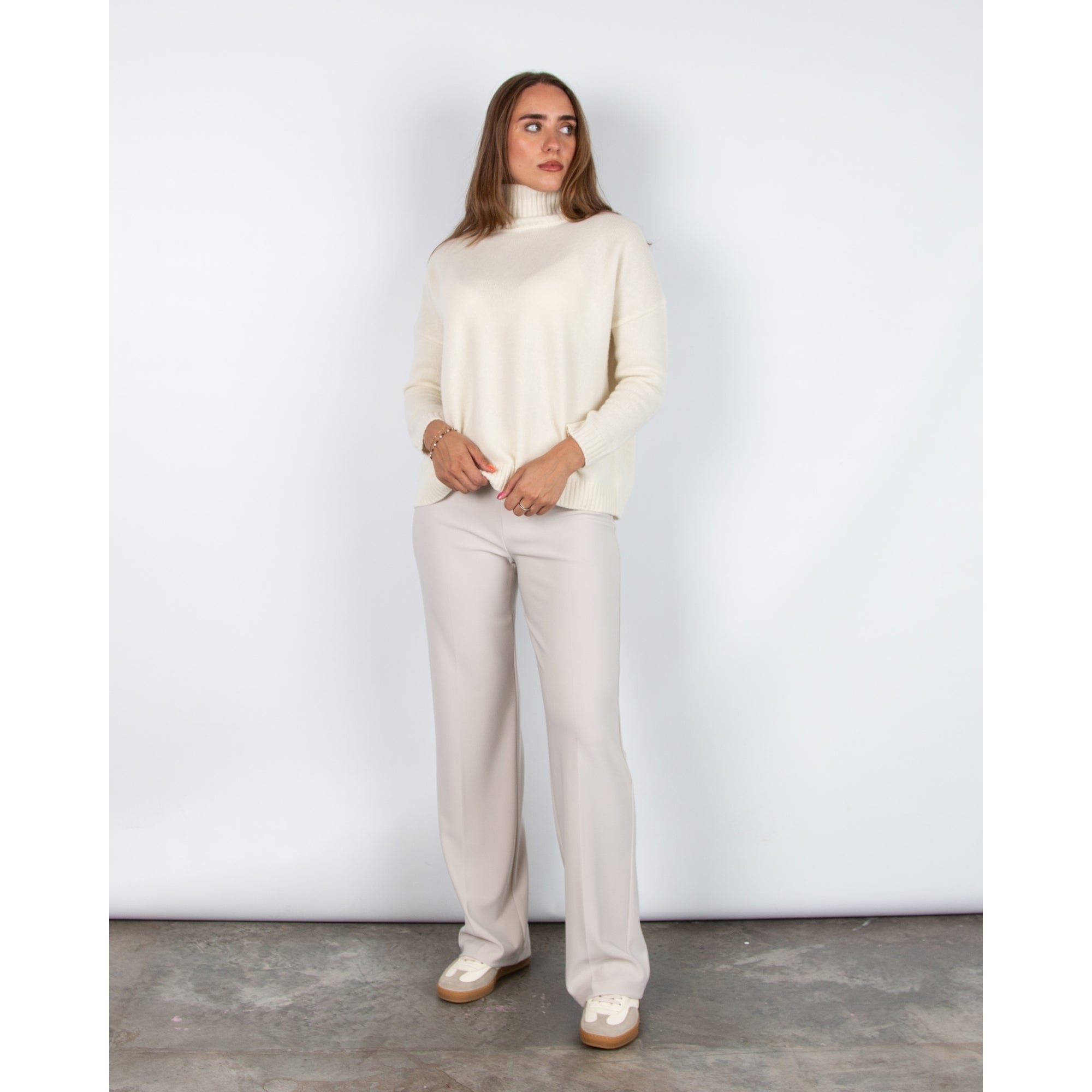 Weekend By Maxmara Borgia Turtle Neck Loose Bodied Wool Jumper Cream 001