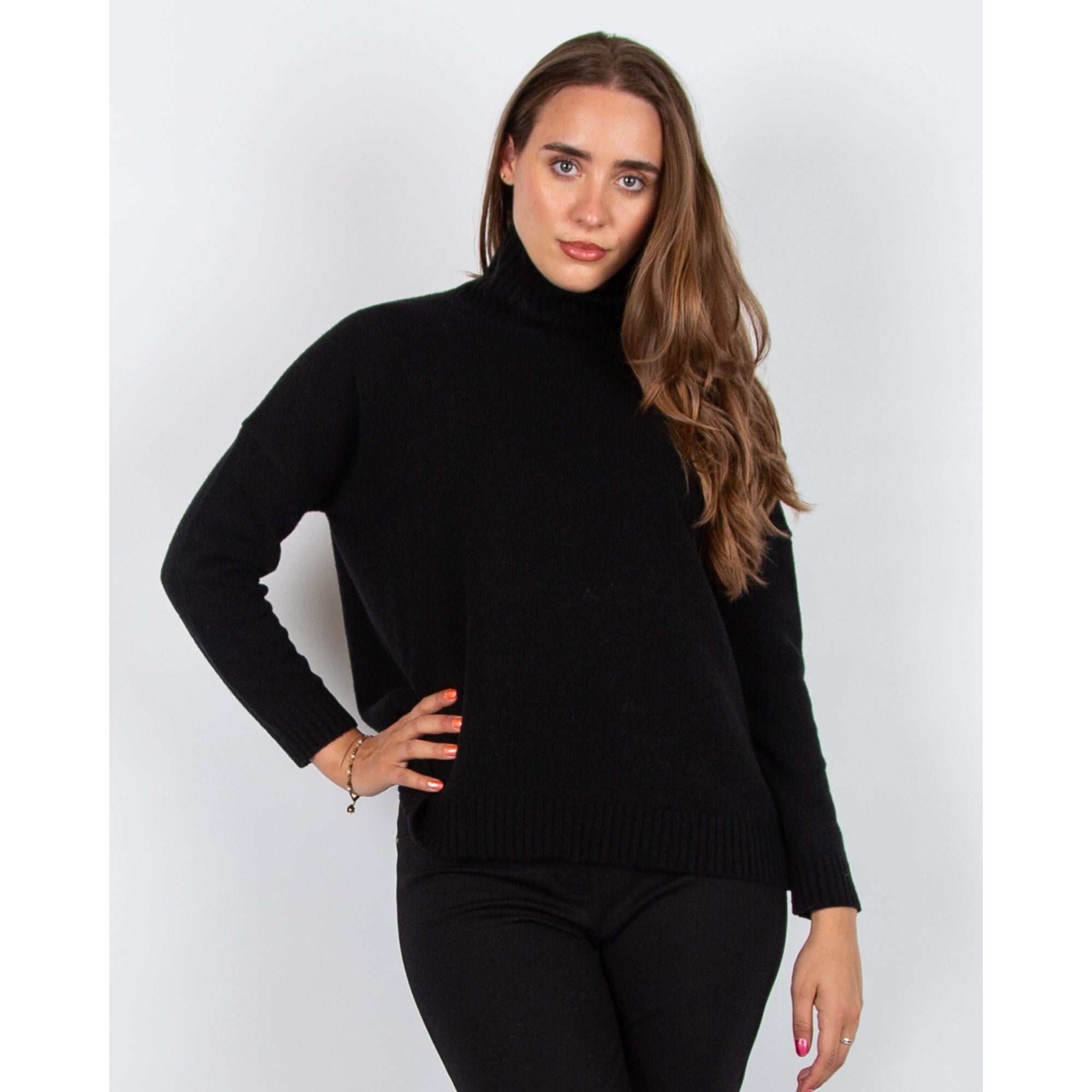 Weekend By Maxmara Borgia Turtle Neck Loose Bodied Wool Jumper Black 009