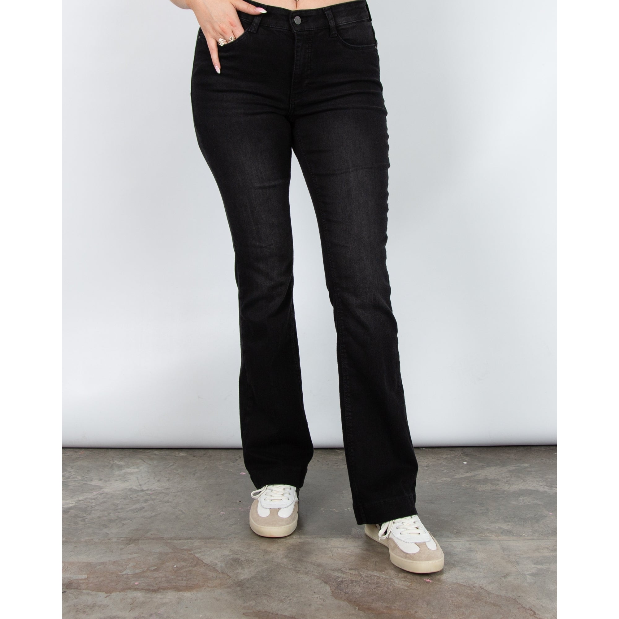 Mac Dream Wide Leg Flared Denim Jean Black D999 34L