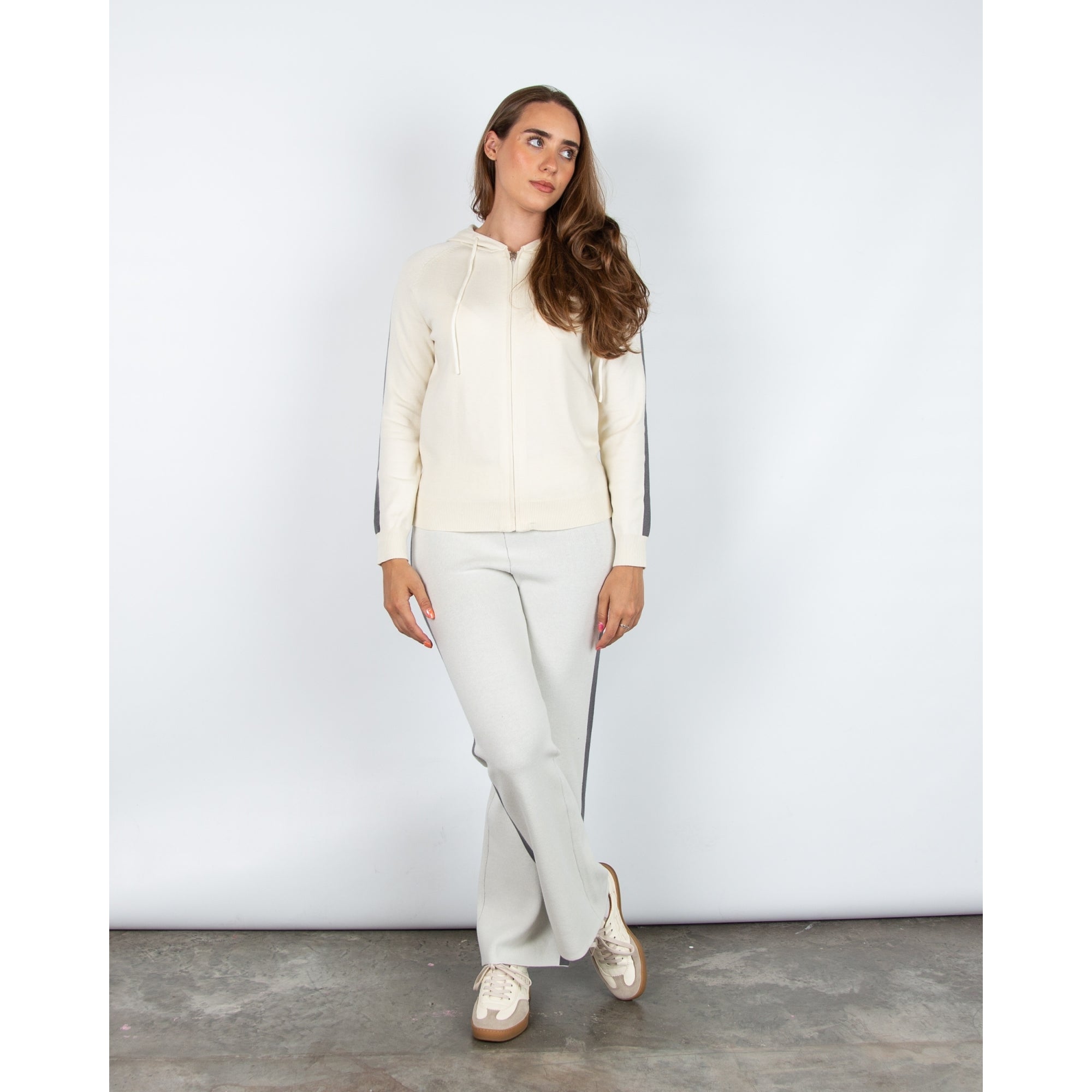 Alice Collins Poppy Hooded Zip Down Jacket With Stripe Arm Cream/grey