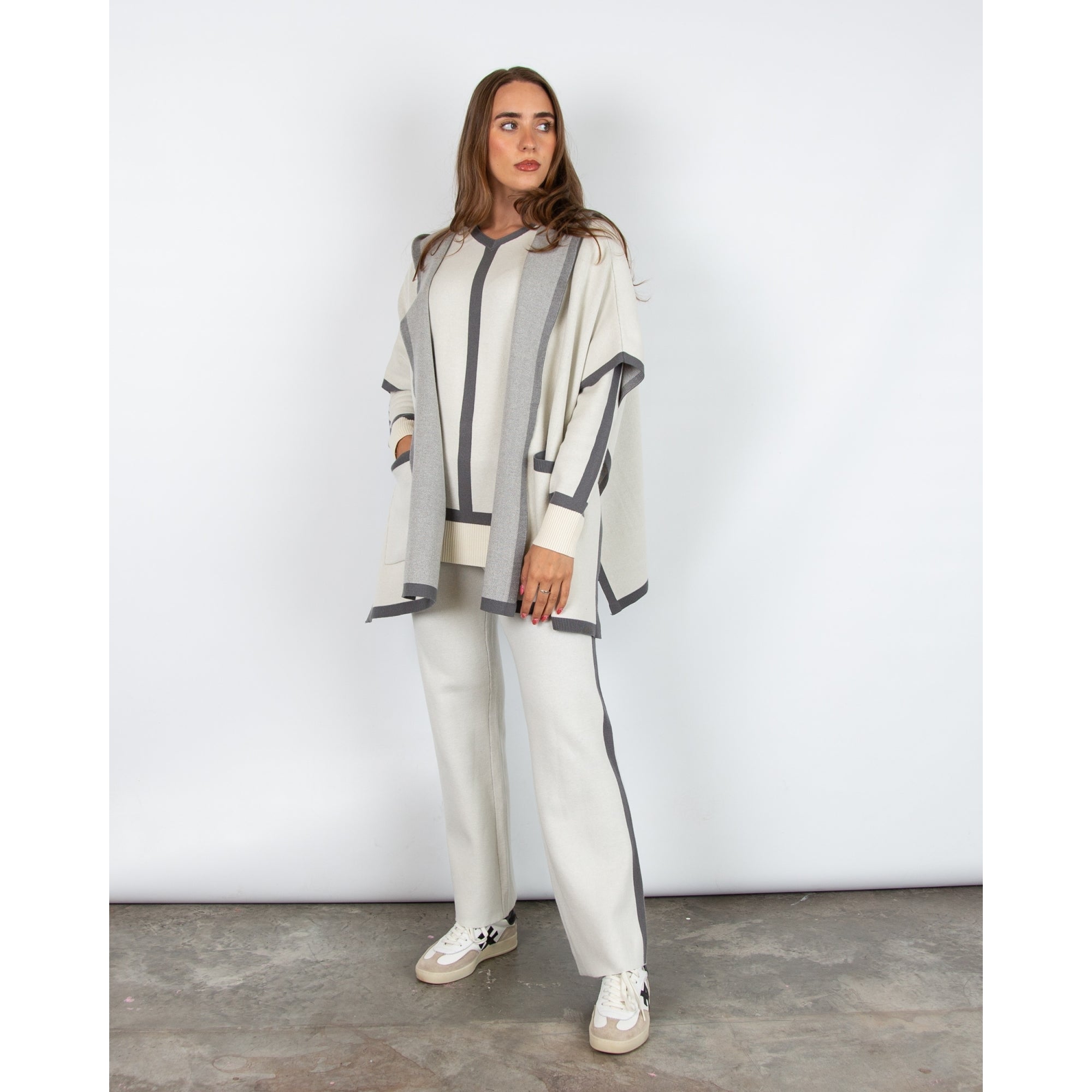 Alice Collins Poppy Side Stripe Pull On Wide Leg Knit Trousers Cream/grey