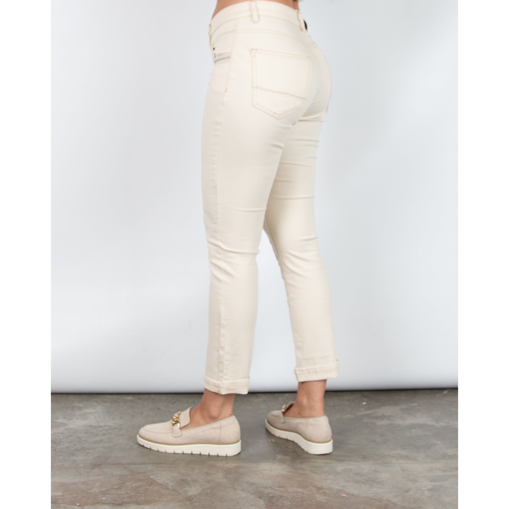 Red Button Slim Leg Denim Jean With Embroidered Pocket Ecru