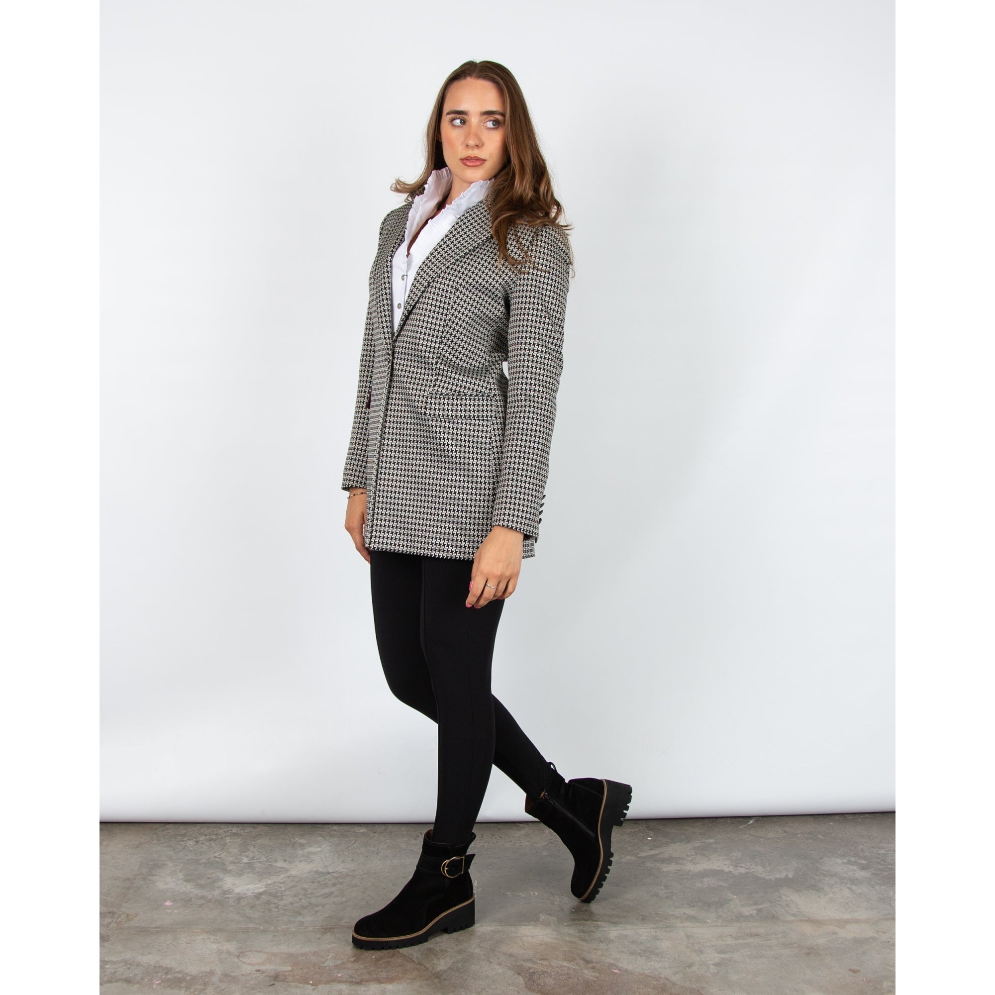 Bariloche Alanis Square Houndstooth Print Long Line Blazer Black/white