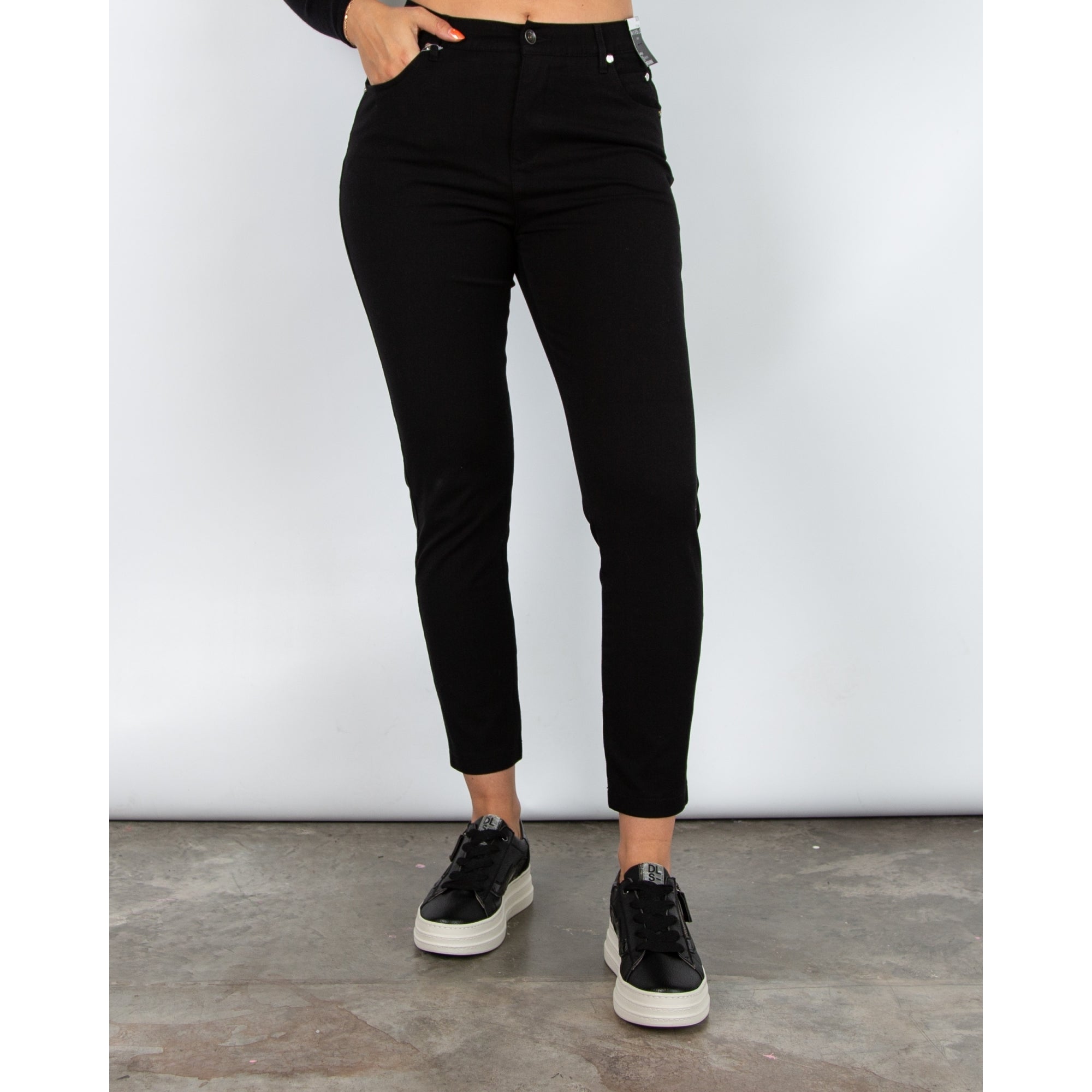 Marble Fashions Slim Leg Stretchy Jean Black