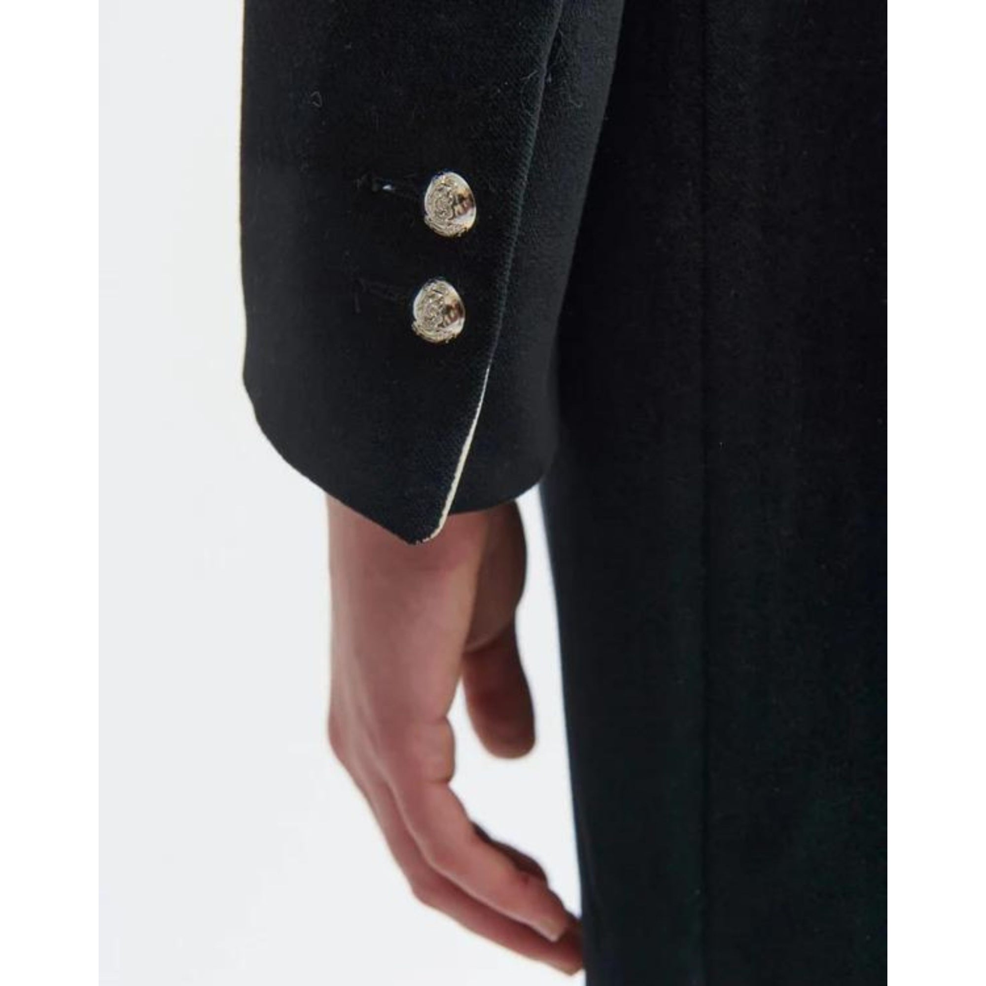 Bariloche Rozas Long Line Fitted Velvet Jacket Cream Piping Black