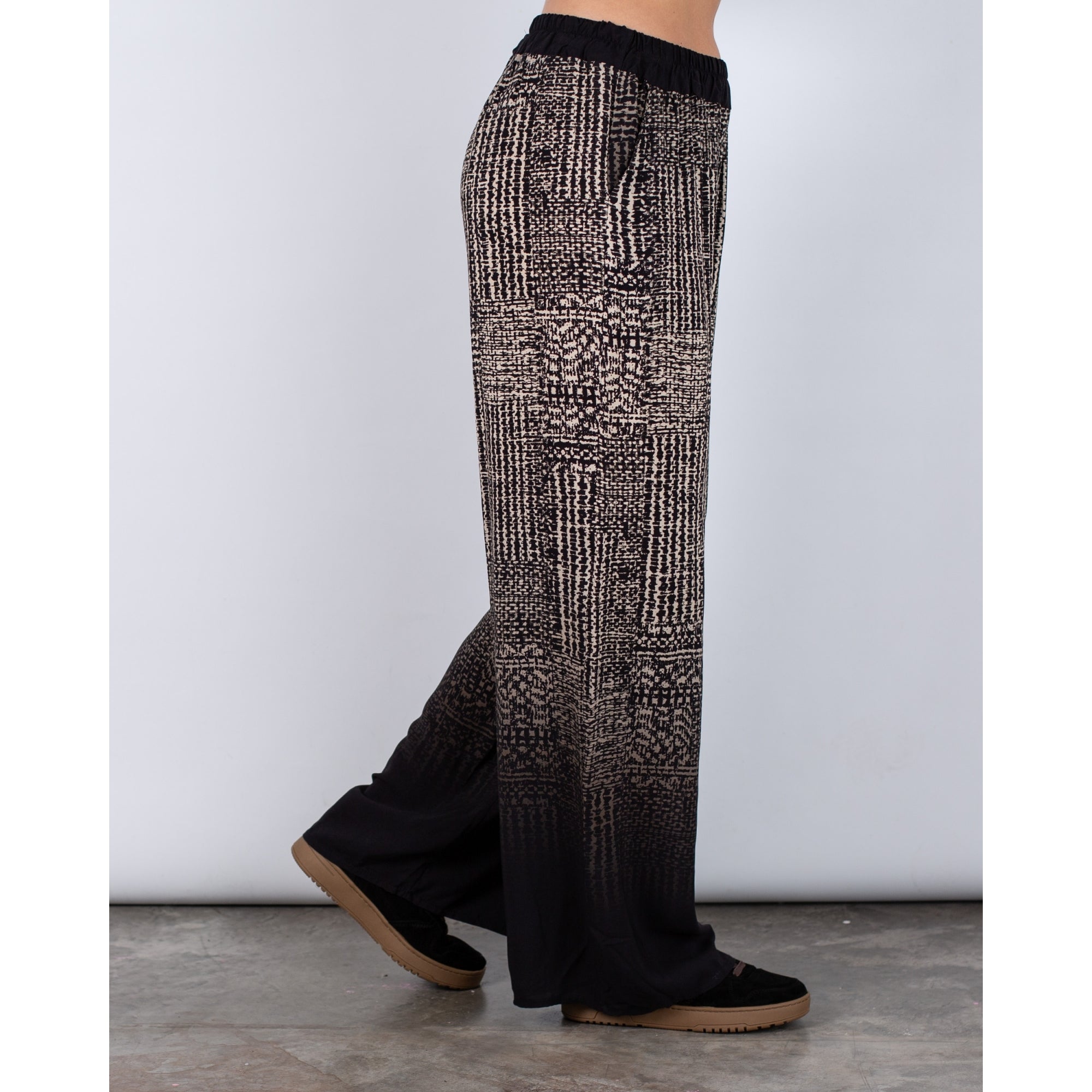 Marta Nero Faded Wide Leg Pull On Trouser Black/ecru