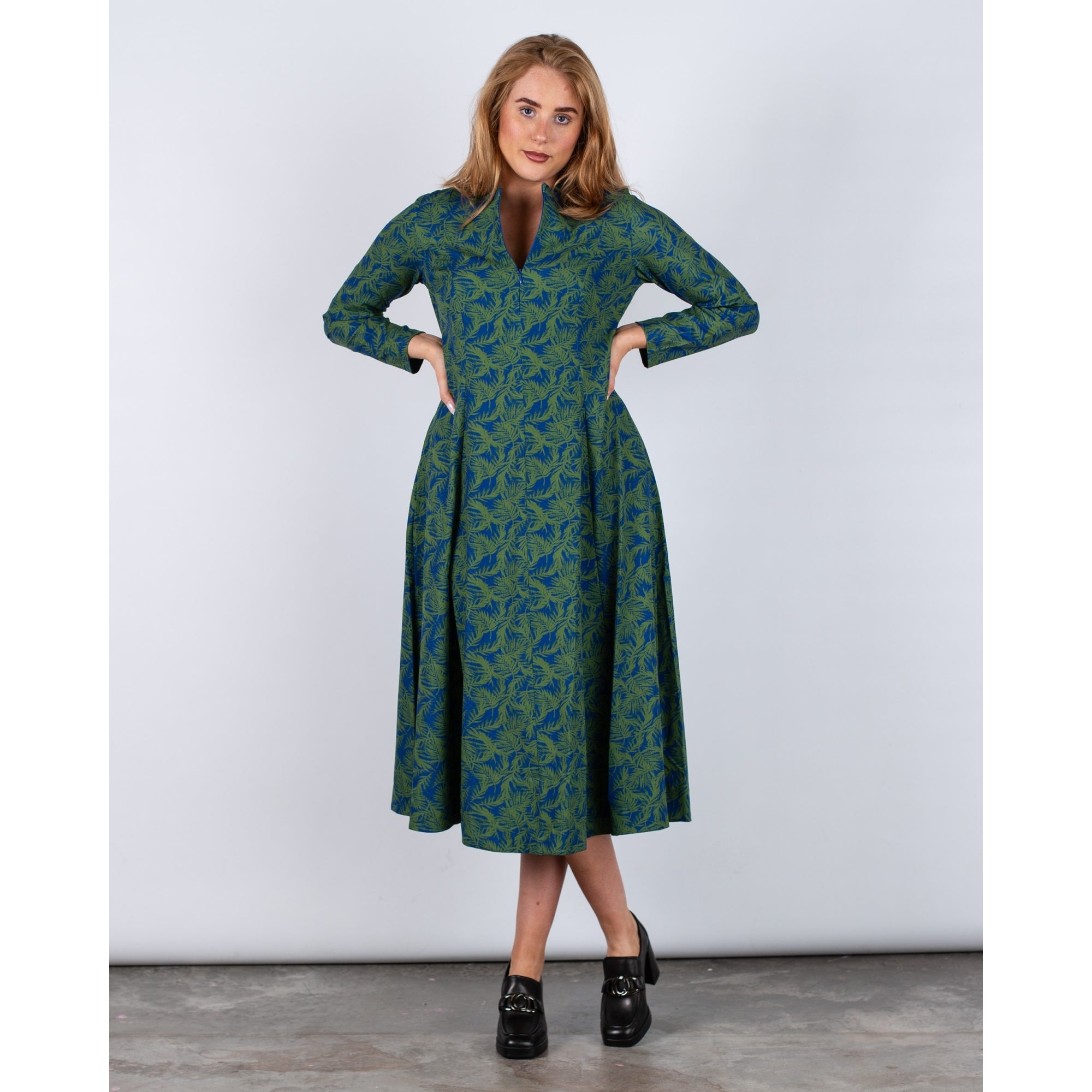 Alice Collins Skylar Zip Up Nehru Collar Palm Print A Line Dress Blue/green  – SisterOnlinestore