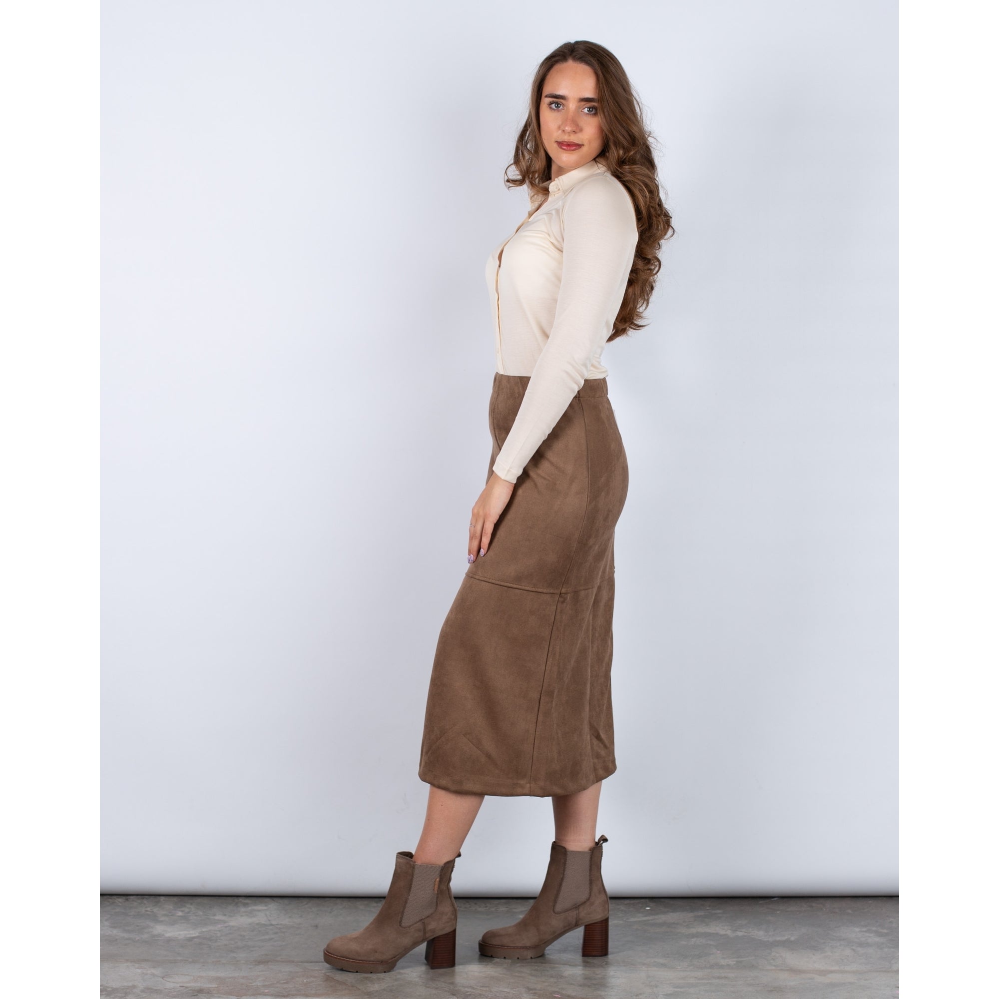 Uchuu Faux Suede A Line Pull On Skirt Brown