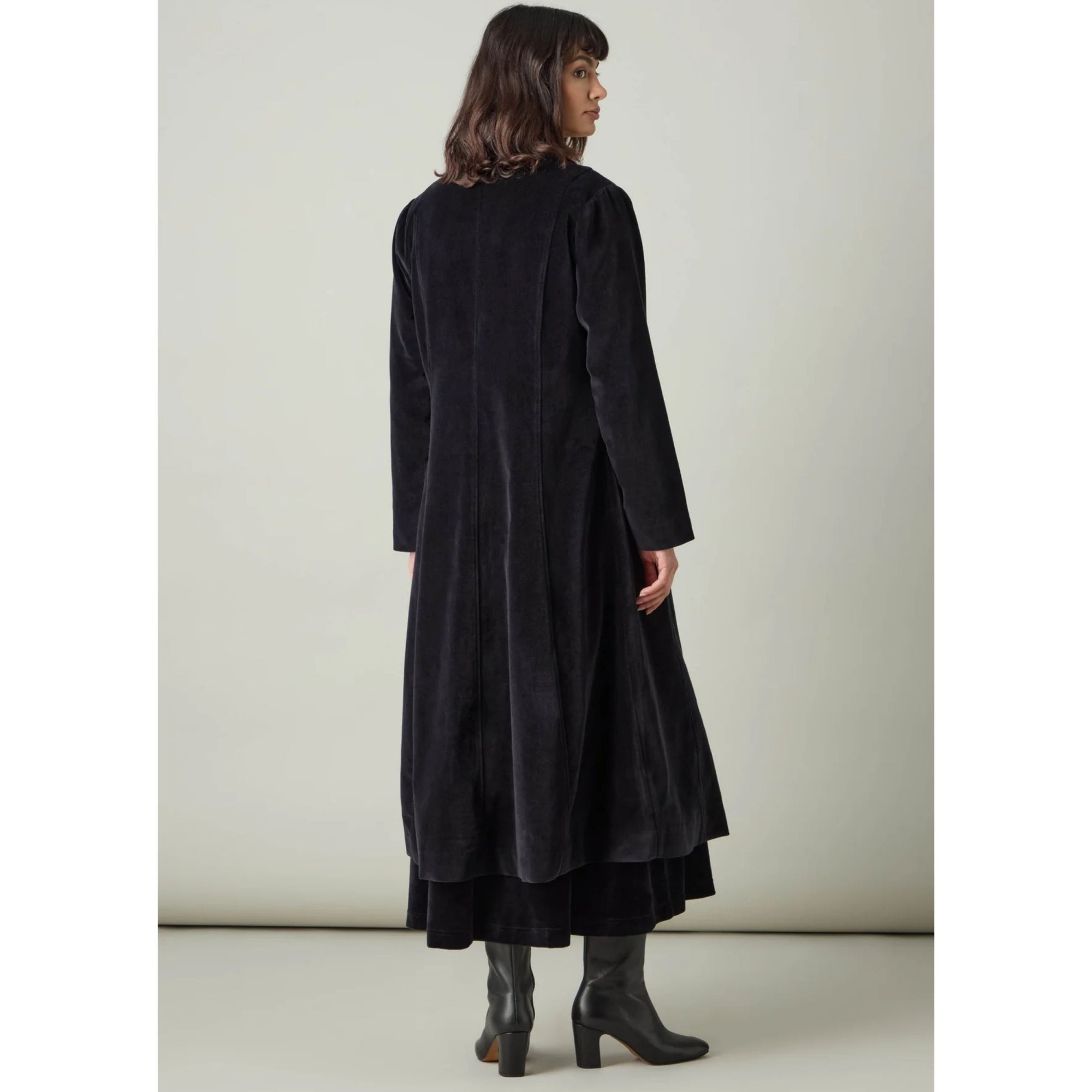 Sahara Velvet Long Coat Black