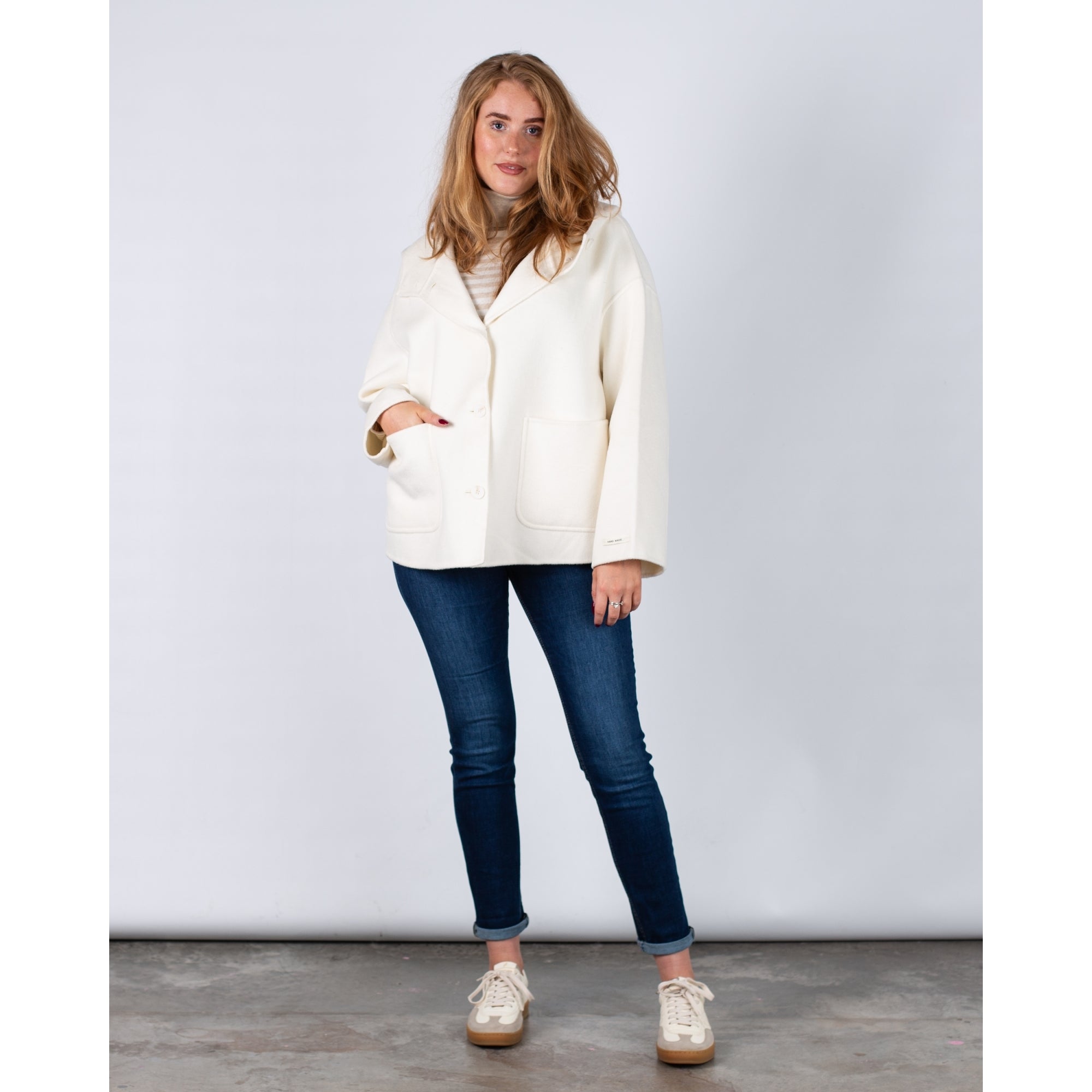 Sunny Studio Cocoon Shaped Wool And Cashmere Jacket Winter White