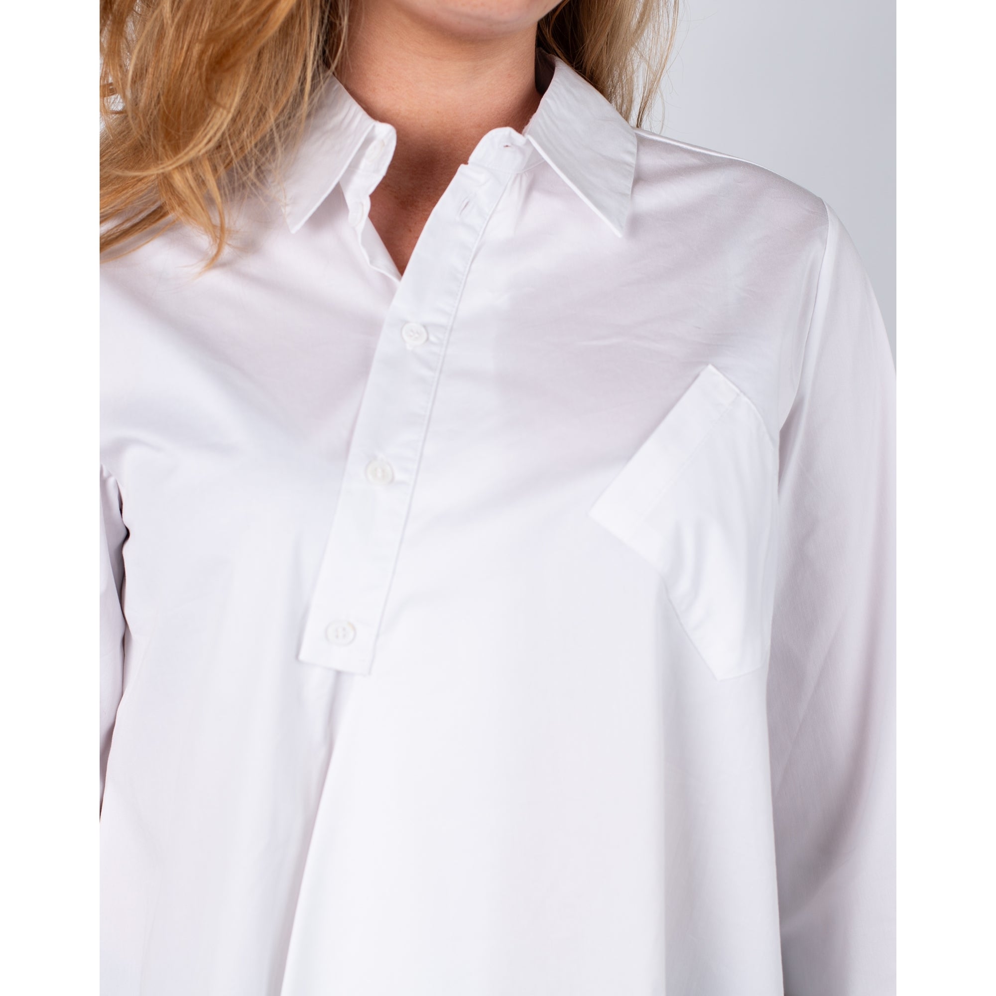 Uchuu Asymmetric Pocket Front Cotton Shirt White