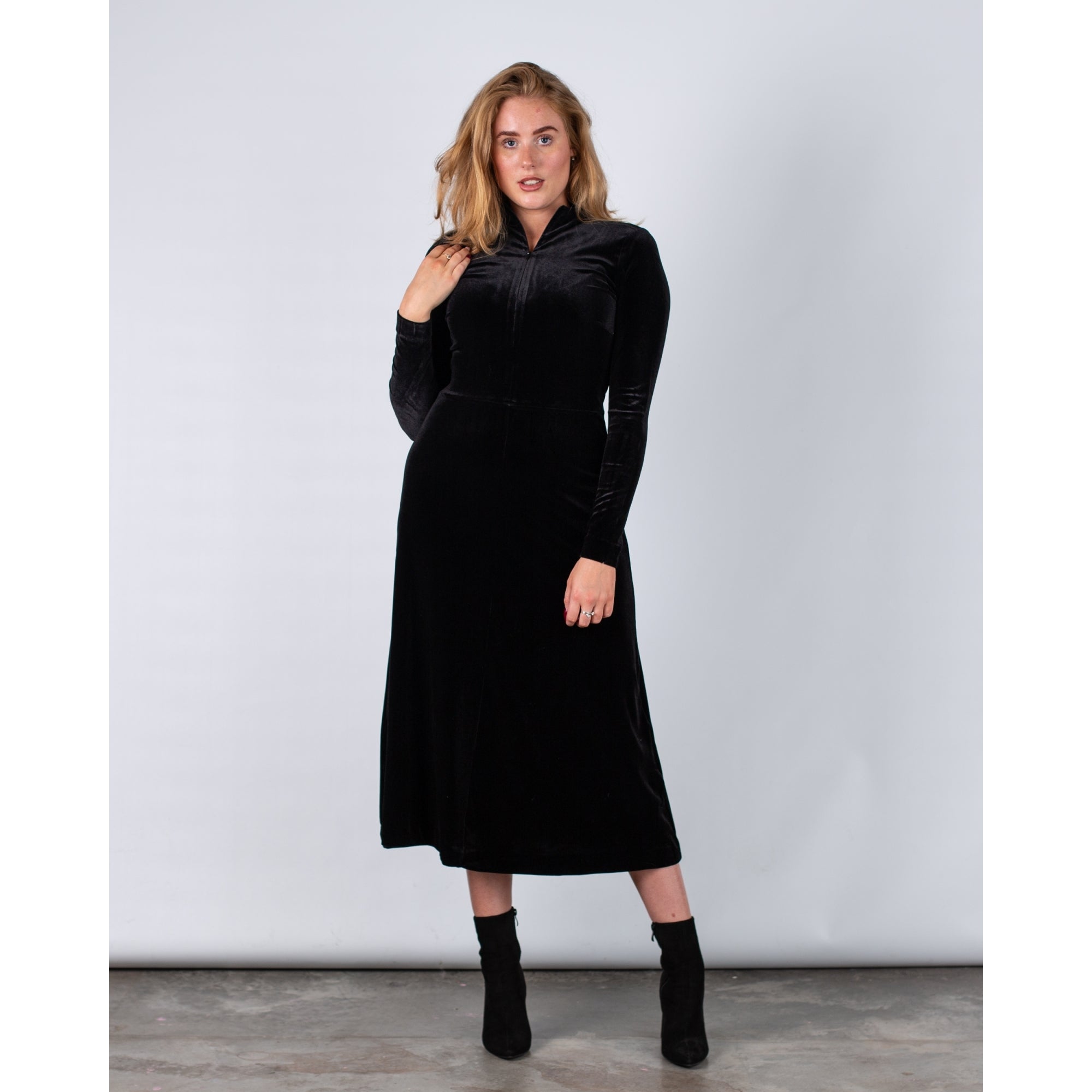 Part Two Dana Velvet Zip Front Dress Black