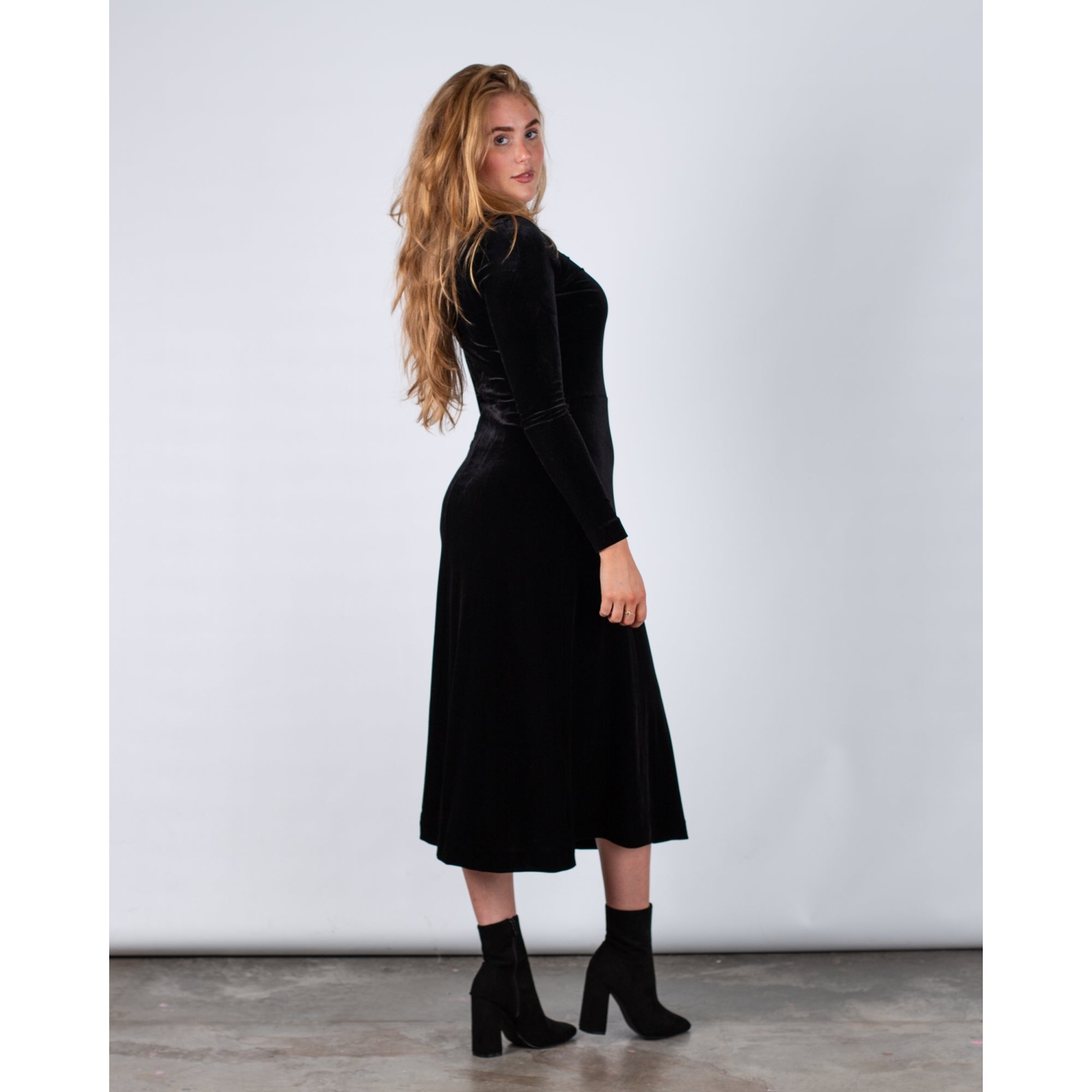 Part Two Dana Velvet Zip Front Dress Black