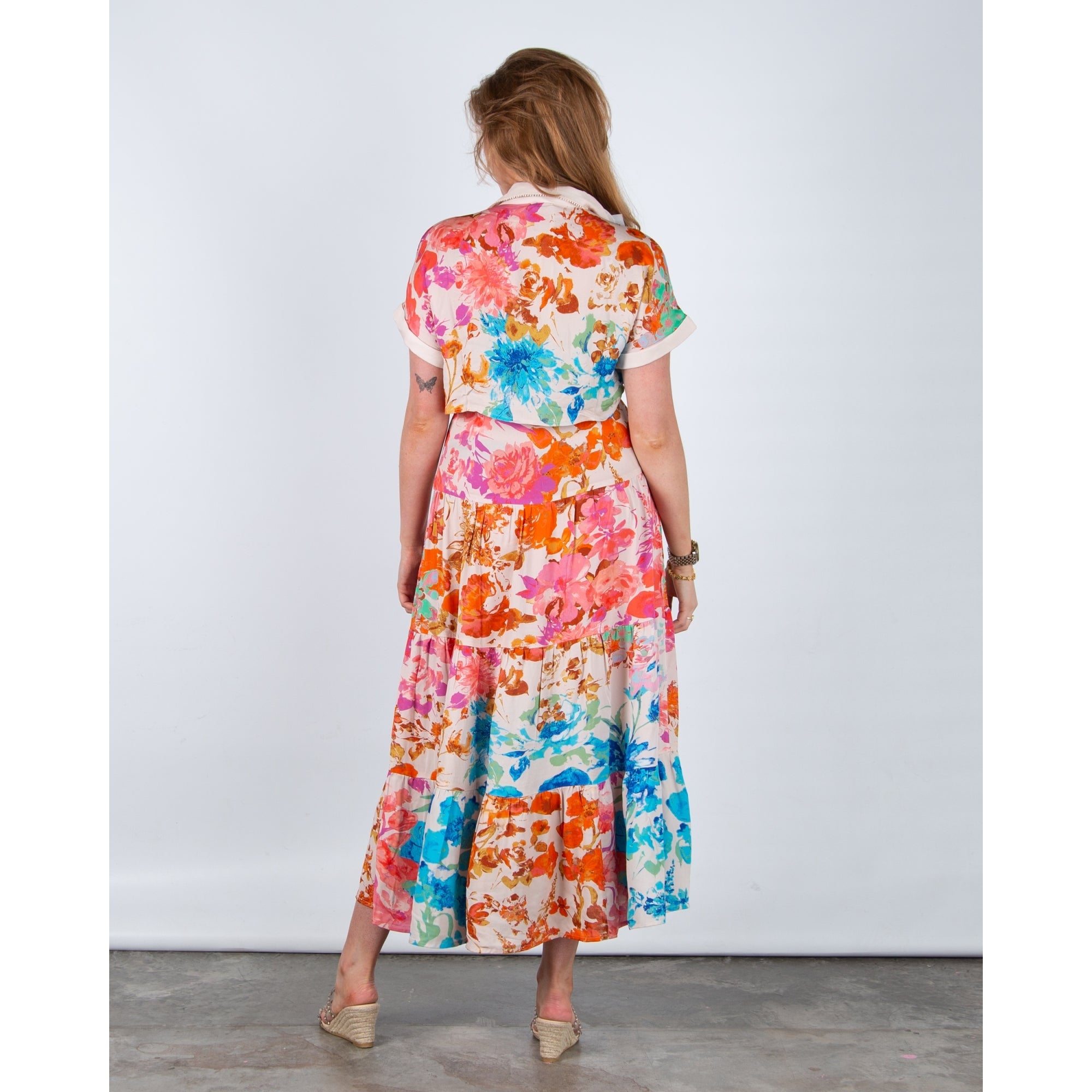 Stella Moretti Leone Shirt Collar Tiered Maxi Dress With Pearl Butt Isola De Gardenia