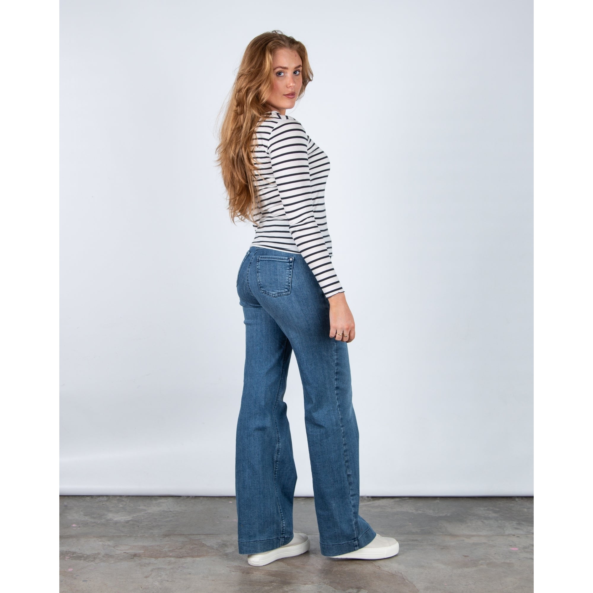 Luisa Cerano Fine Knit Crew Neck Stripe Long Sleeve T Shirt White/navy