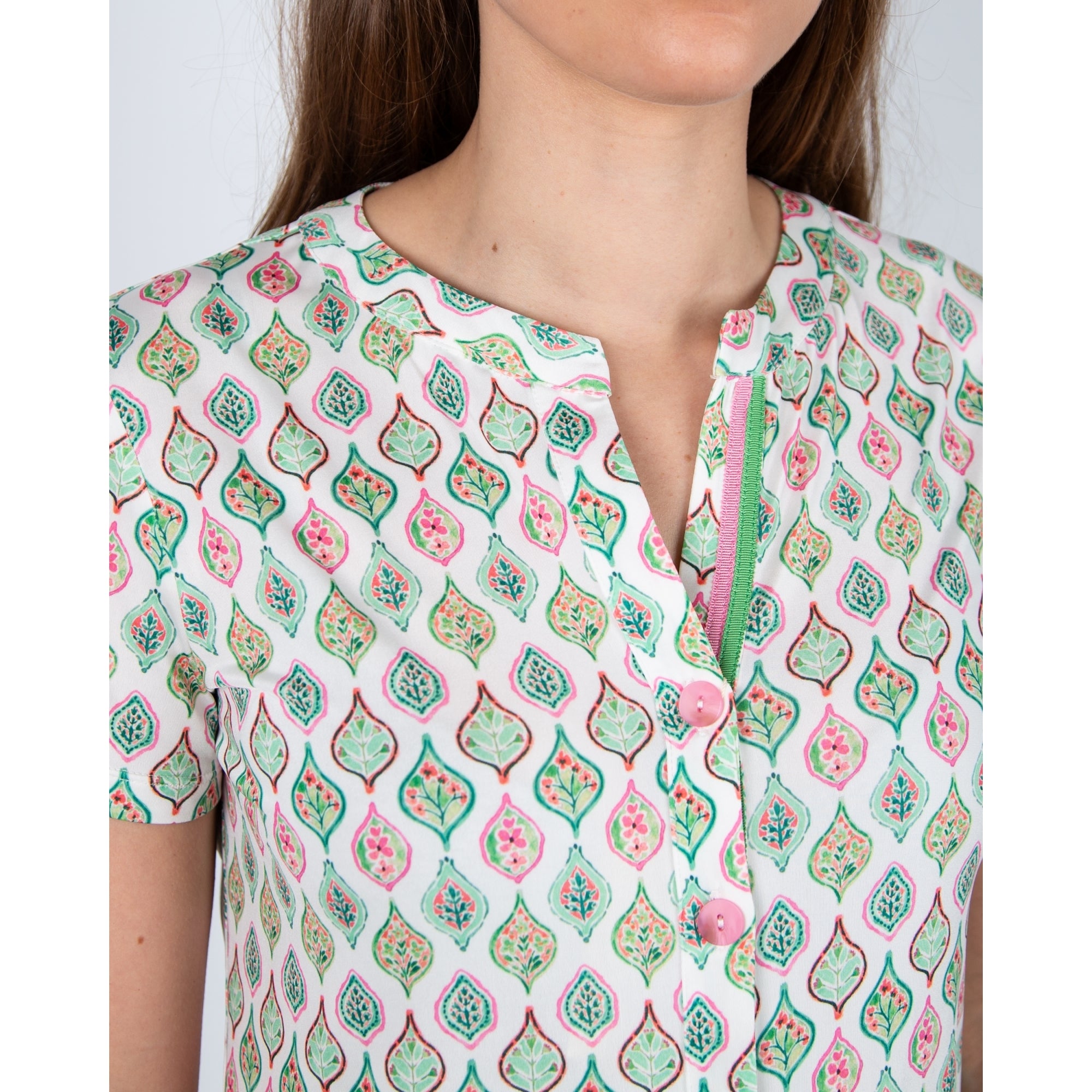 Tinta Style Leia Leaf Print Stretch Jersey Short Sleeve Top Green/white
