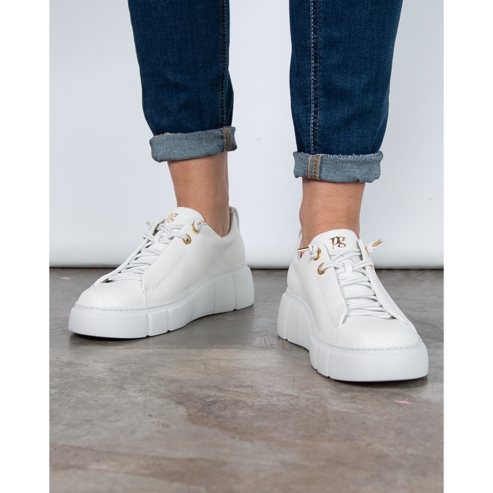 Paul Green Grained Leather Pull On Flatform Sneaker White